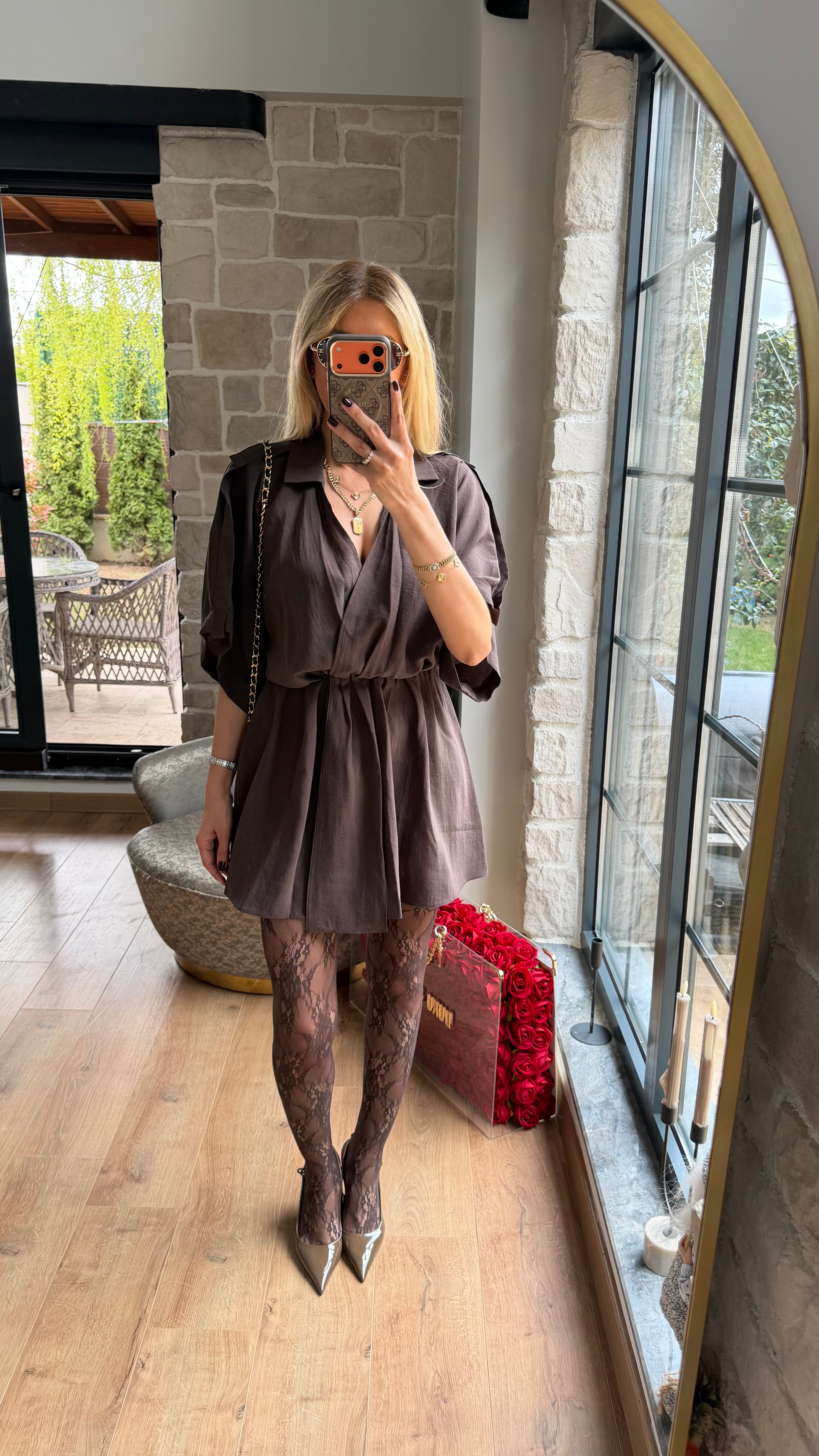 Modal V Yaka Belden Büzgülü Salaş Kesim Mini Elbise Acı Kahve