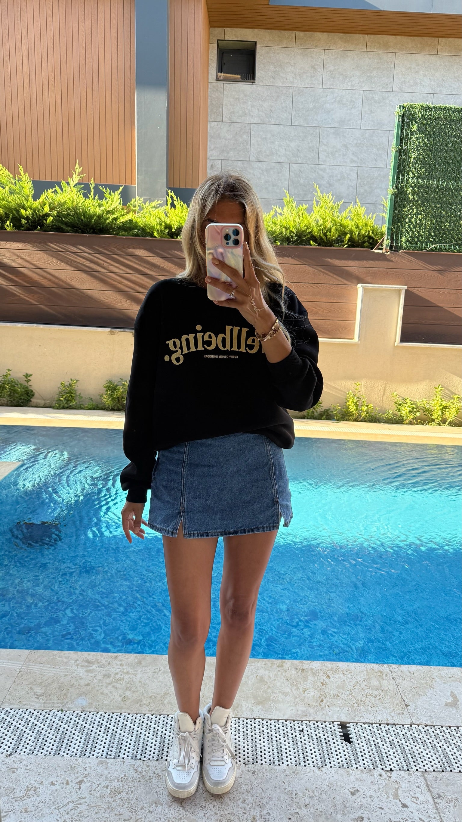 Wellbeing Oversize Sweatshirt - Siyah/Krem