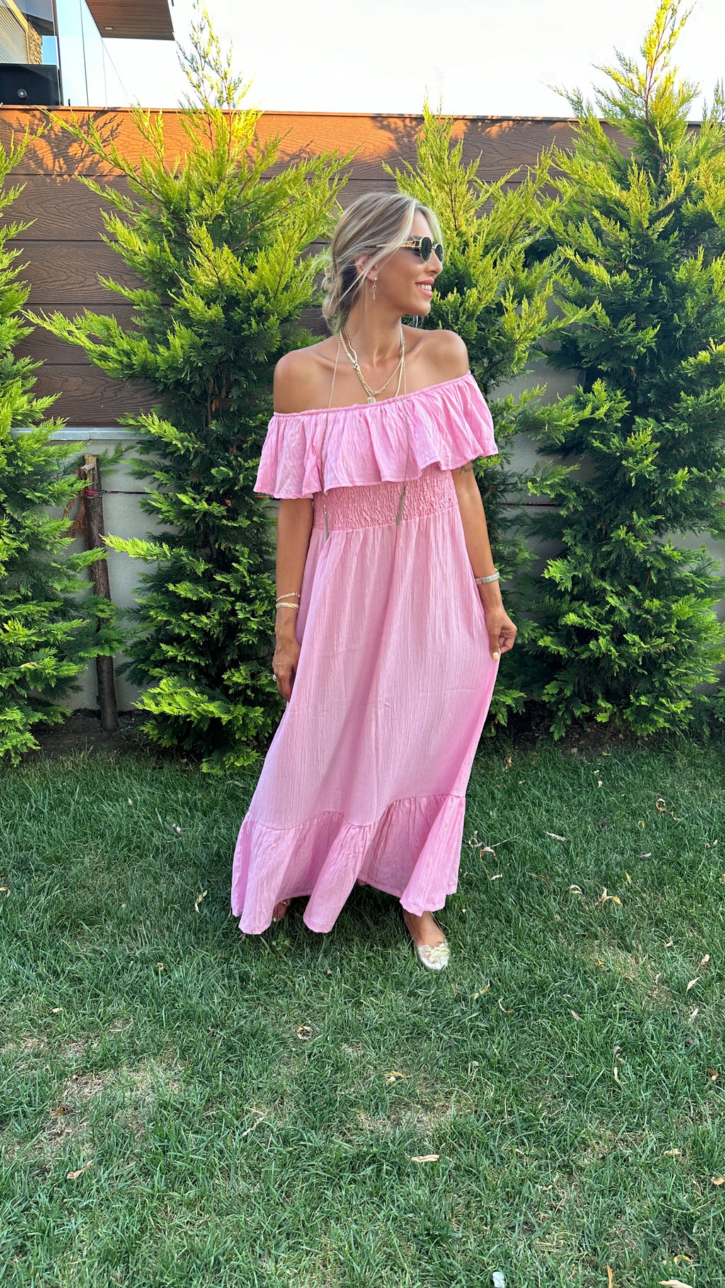 Madonna Yaka Pembe Elbise