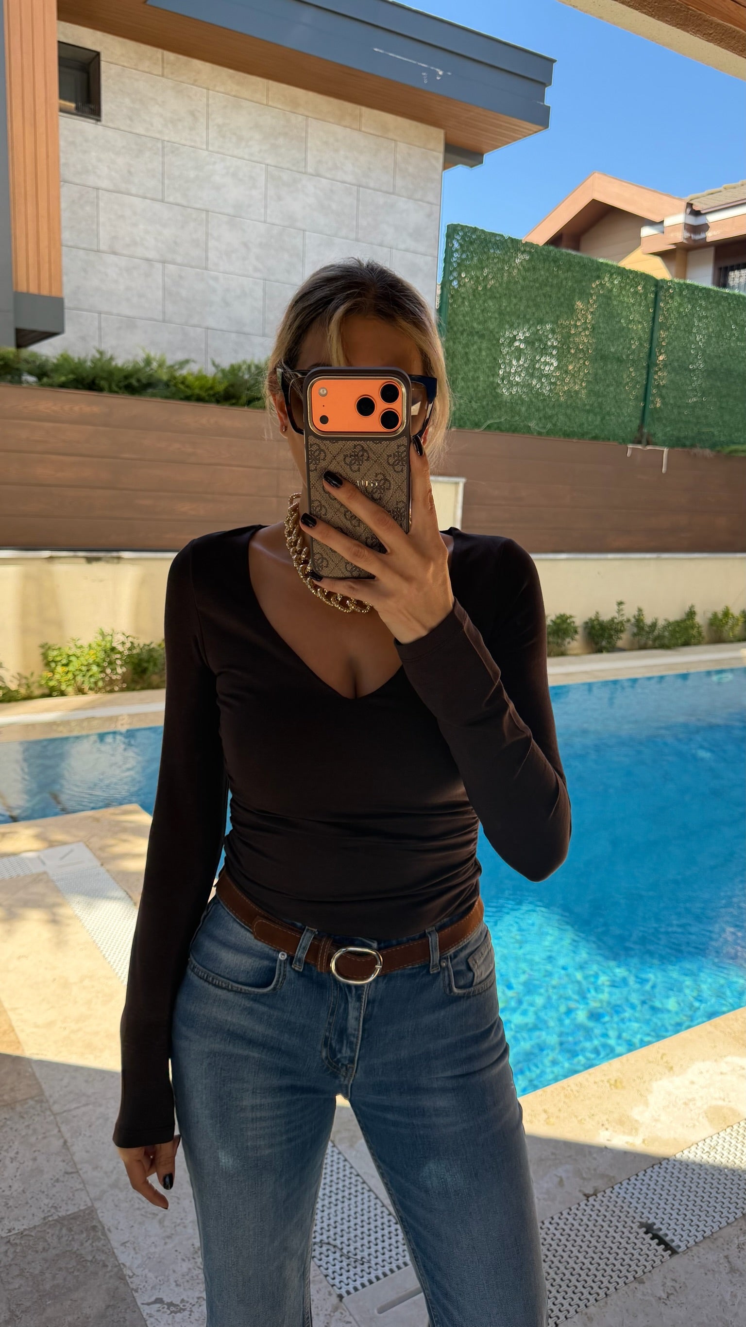 Dilvin V Yaka Dekolteli Bluz Acı Kahve