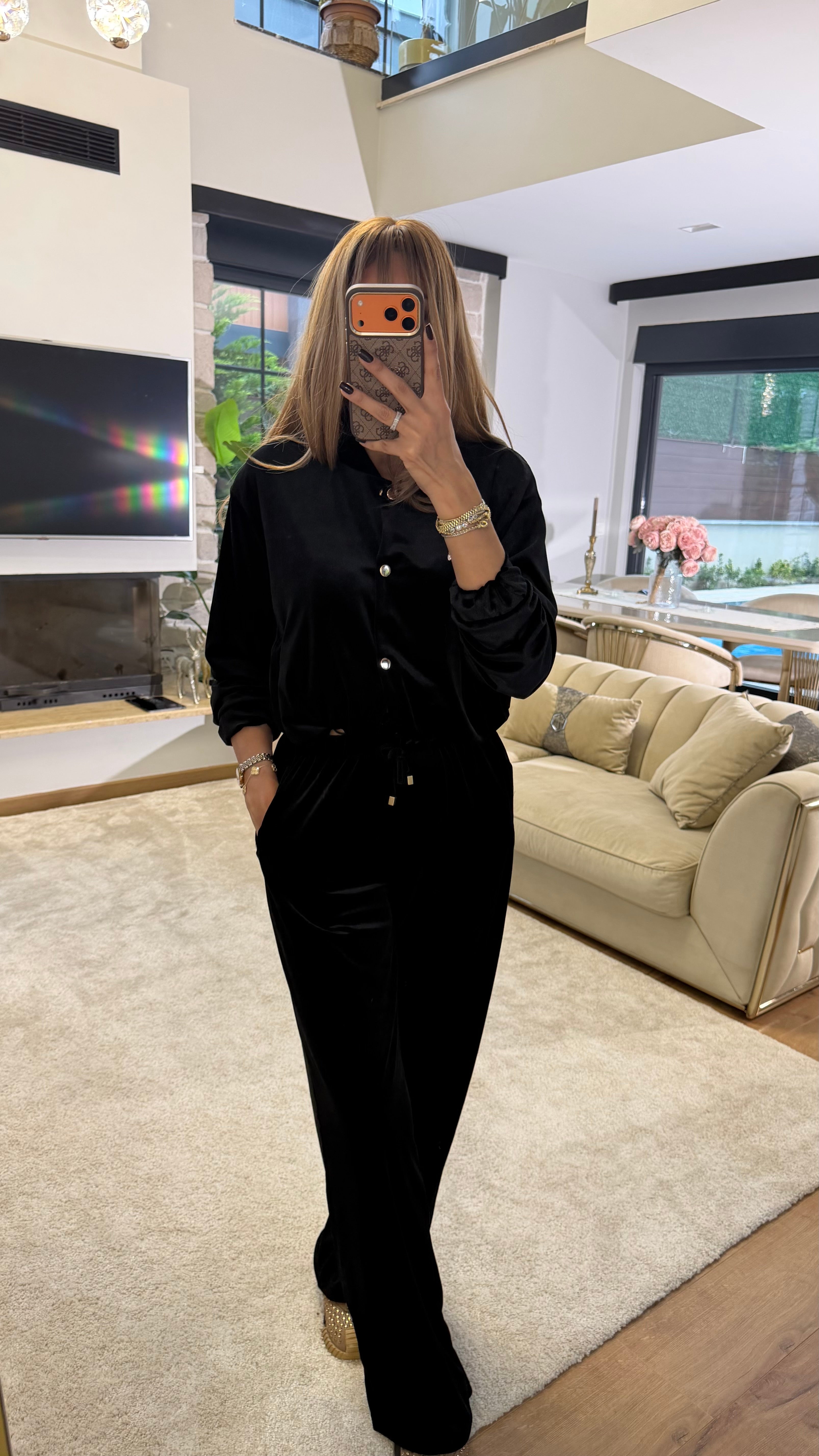 Kadife Çıt Çıt Detaylı Takım Siyah