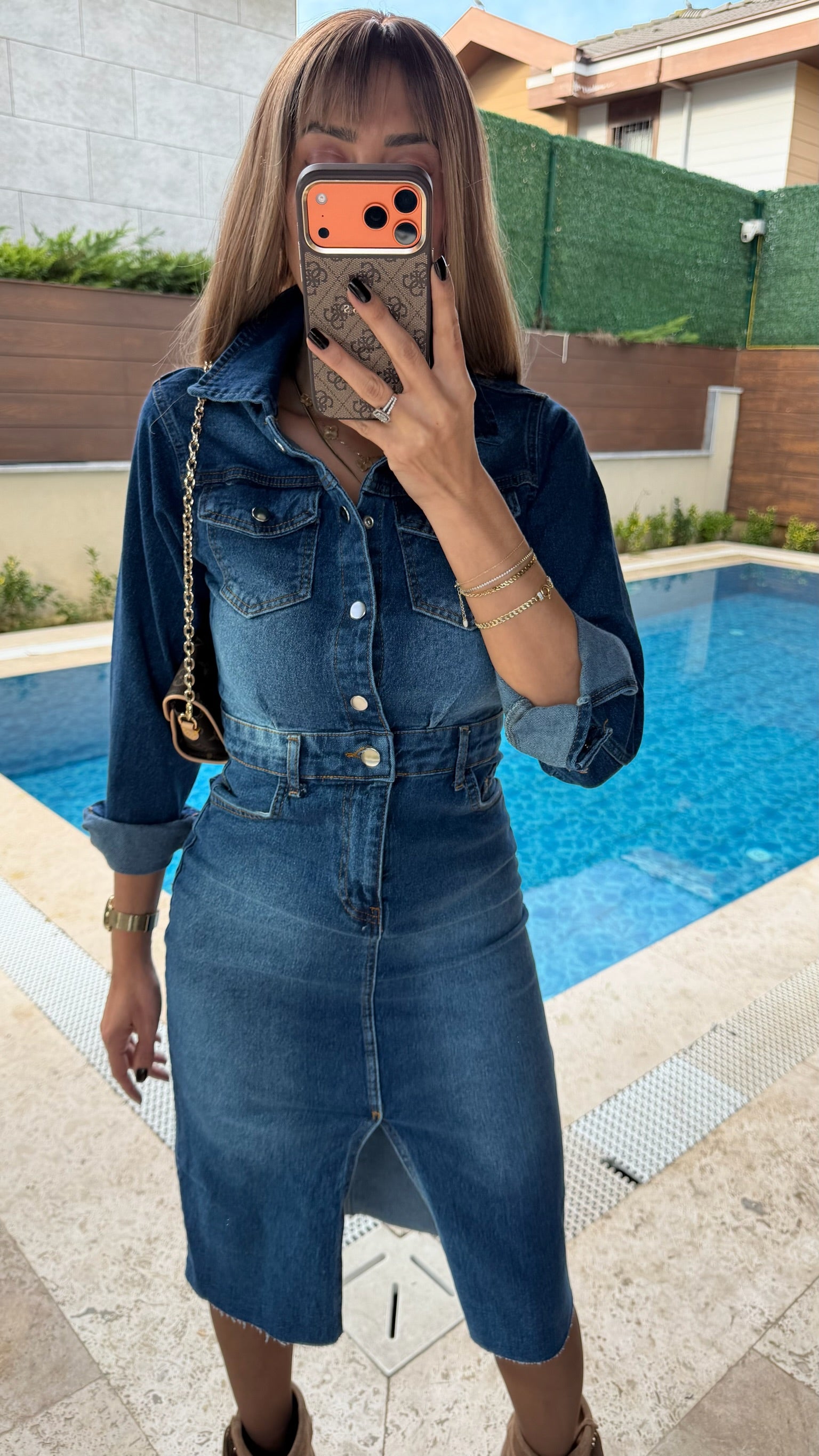 ZR Önü Yırtmaçlı Düğmeli Cep Detaylı Midi Kot Elbise