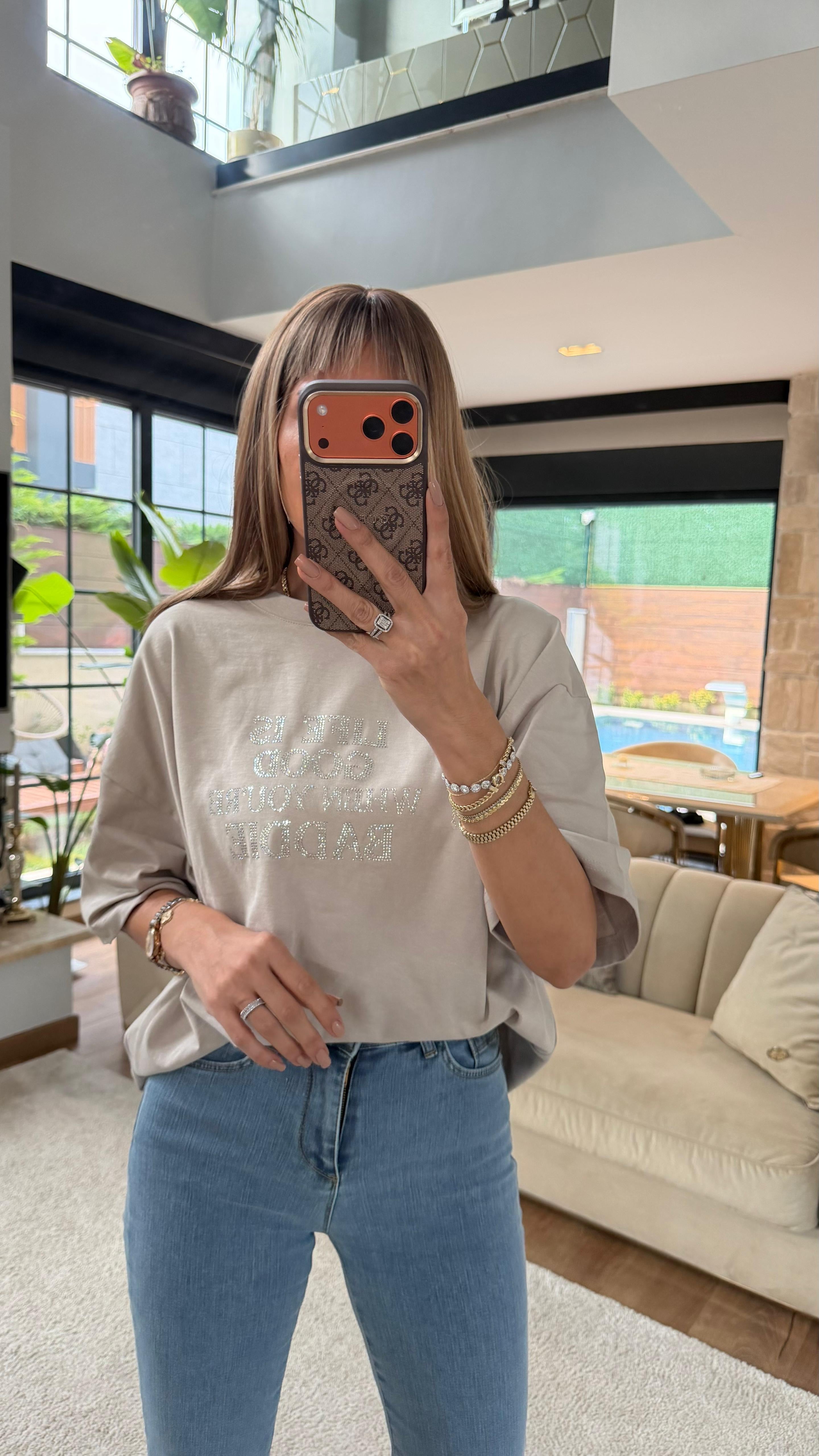 Baddie Oversize Taş Yazılı Tişört Bej