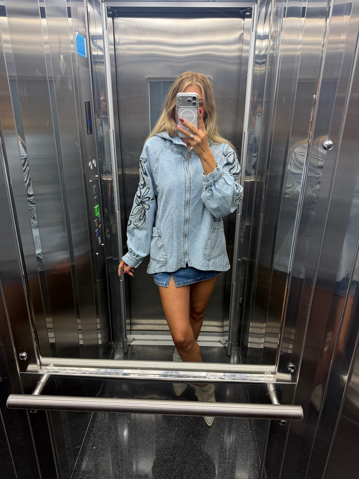 Boho Nakışlı Denim Ceket