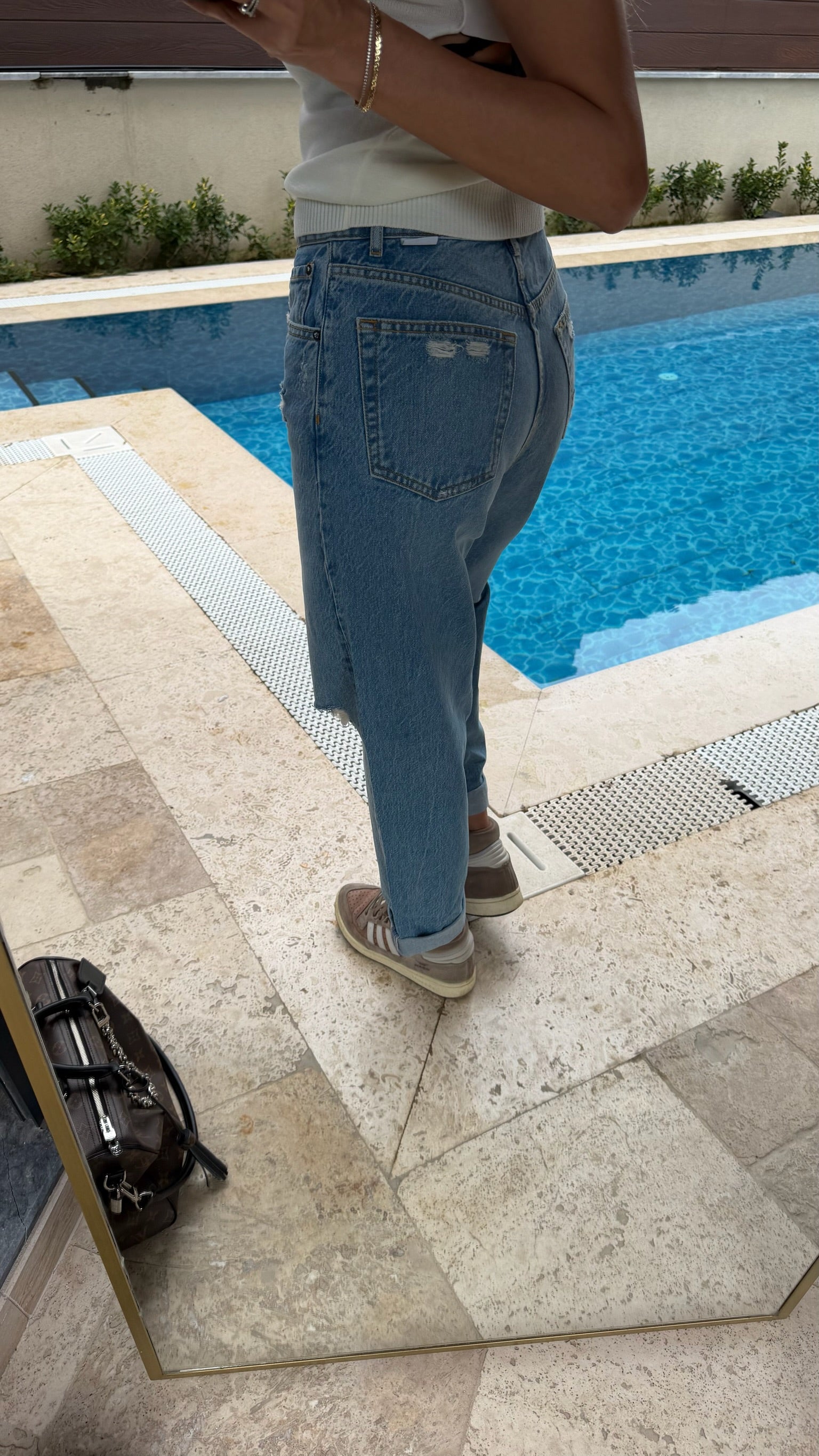 Yırtık Detay Yüksek Bel Bol Paça Kot Pantolon