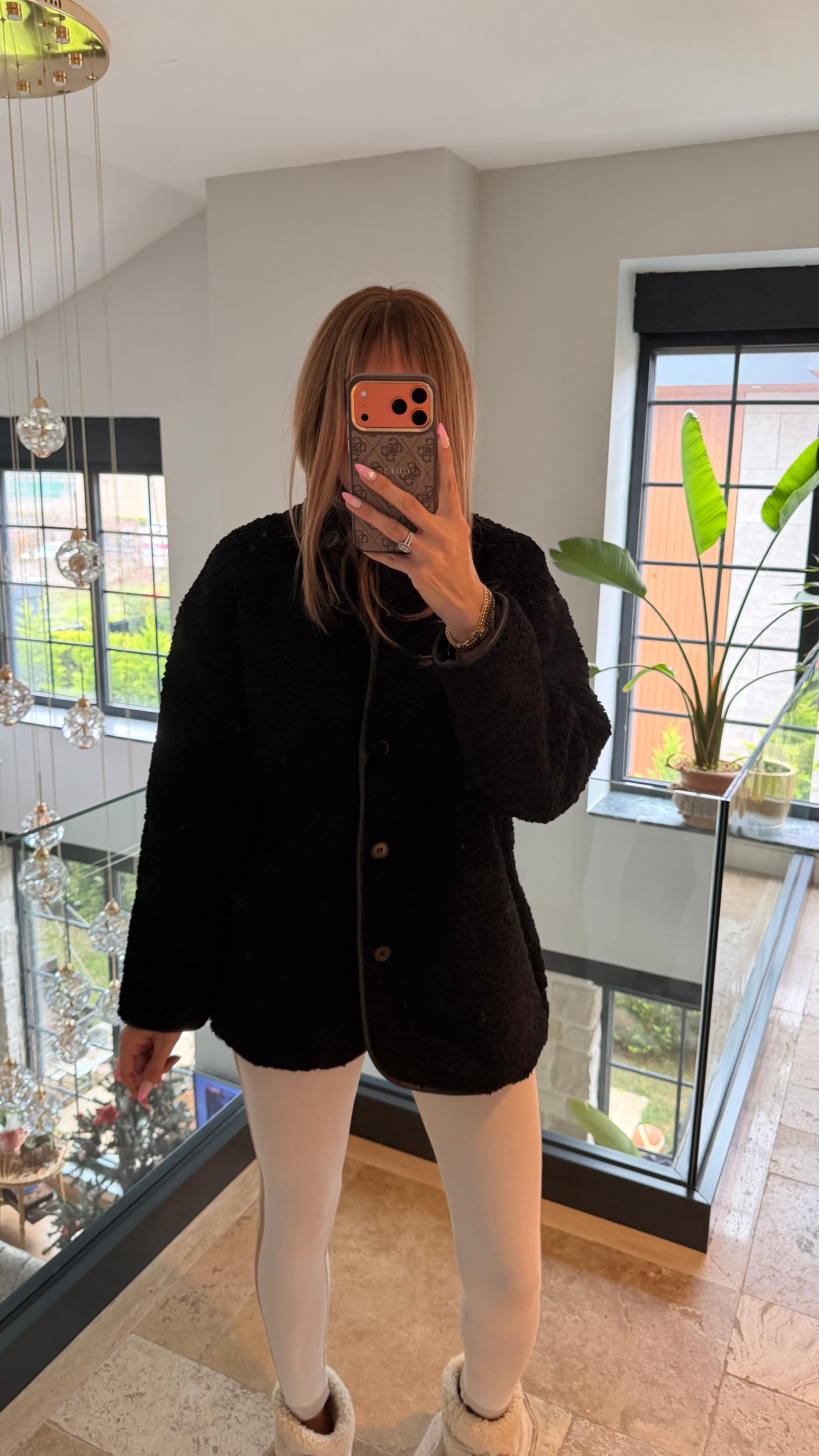 Düğmeli Deri Detaylı Peluş Oversize Ceket Siyah