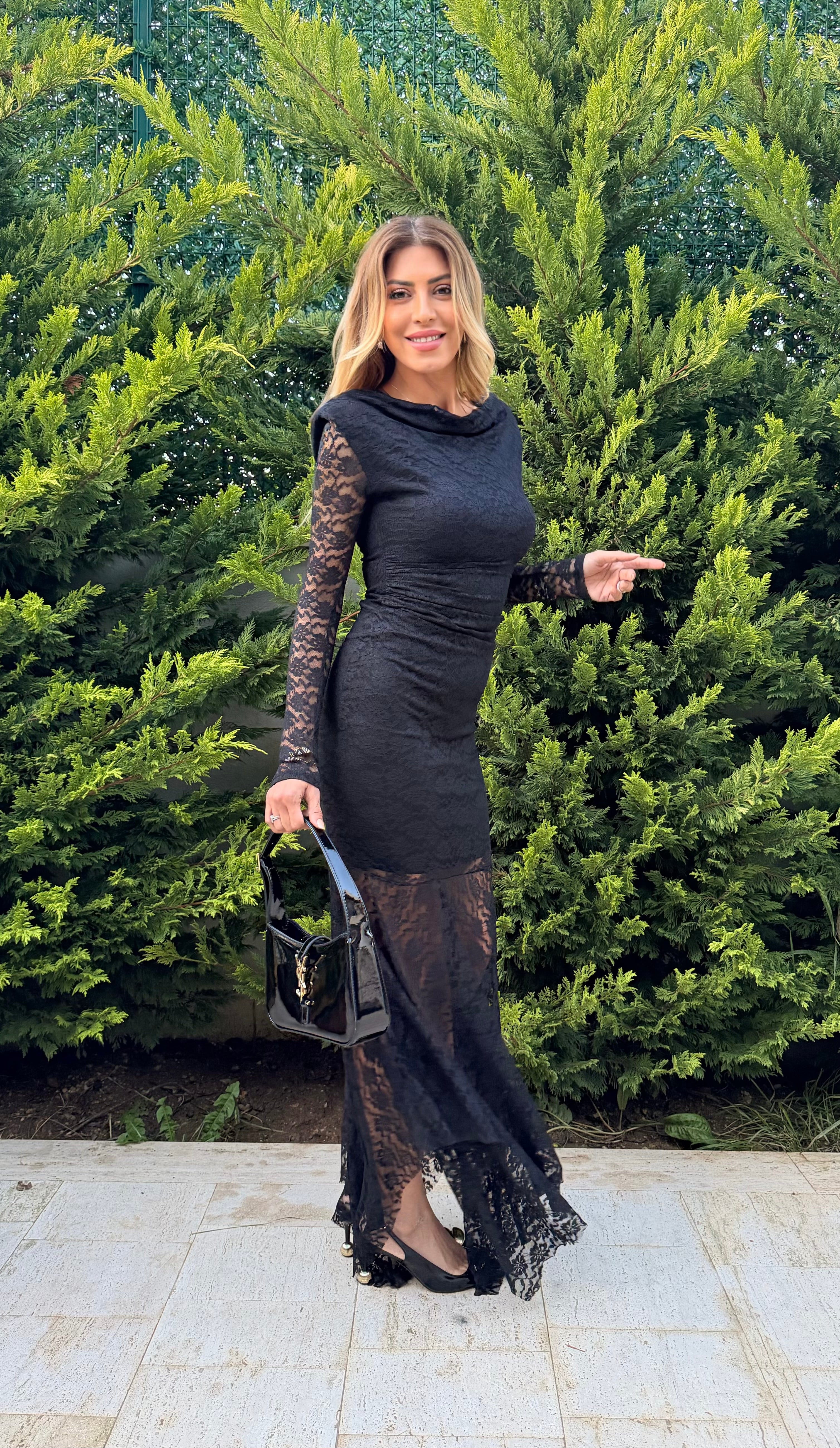 Olaa Dantelli Omuz Vatkalı Elbise Siyah