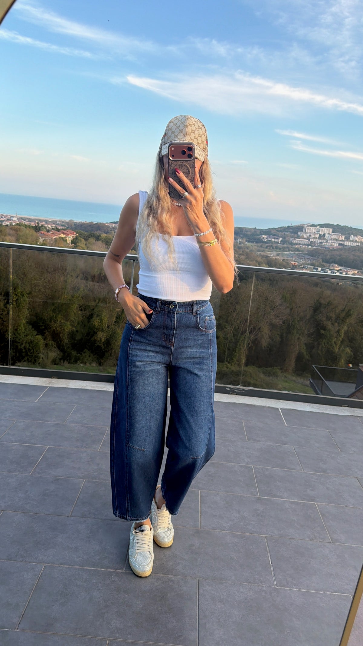 Yıkamalı Koyu Mavi Balon Jean
