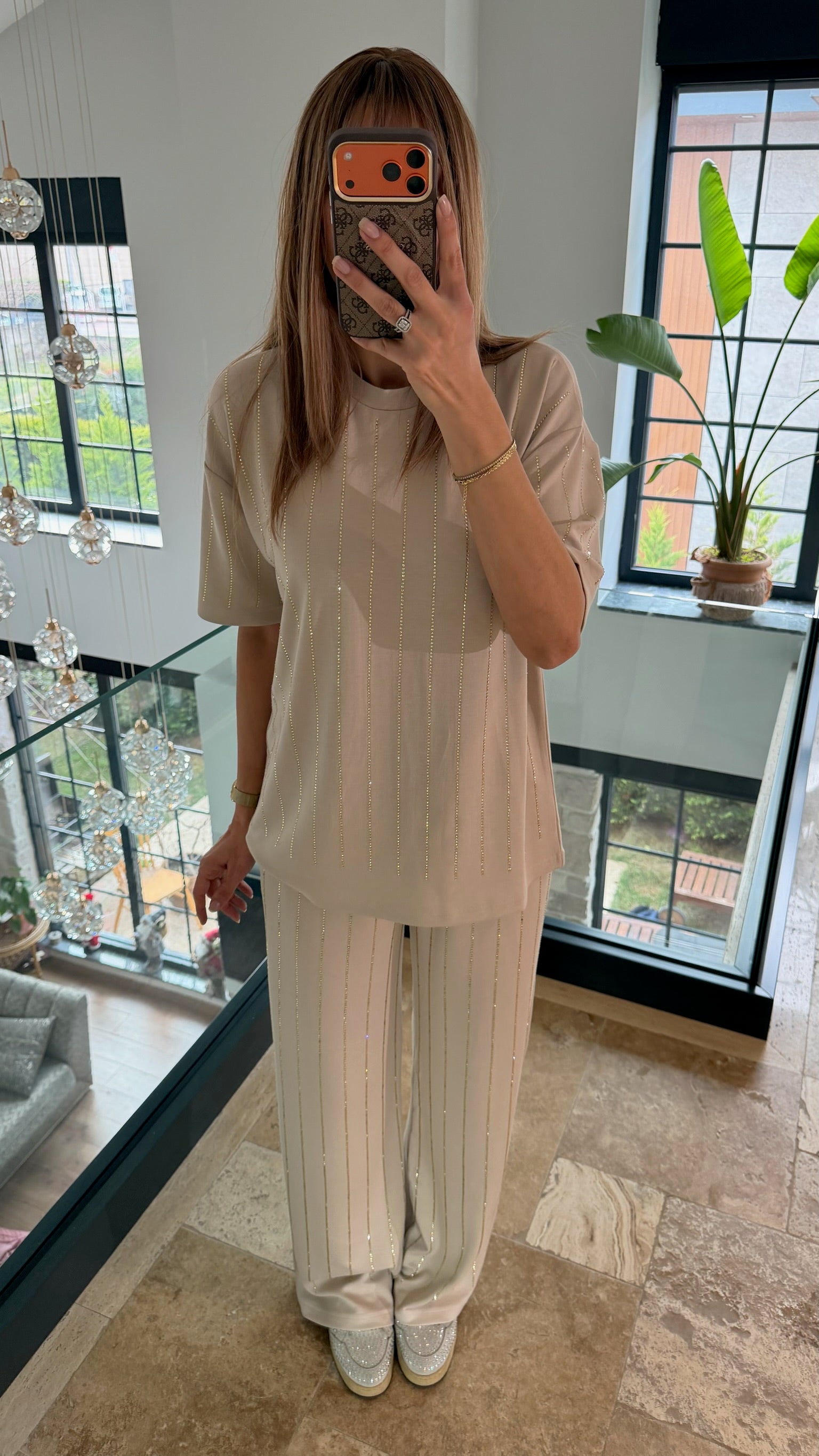 Şerit Taş Detaylı İkili Tişört Takım Bej