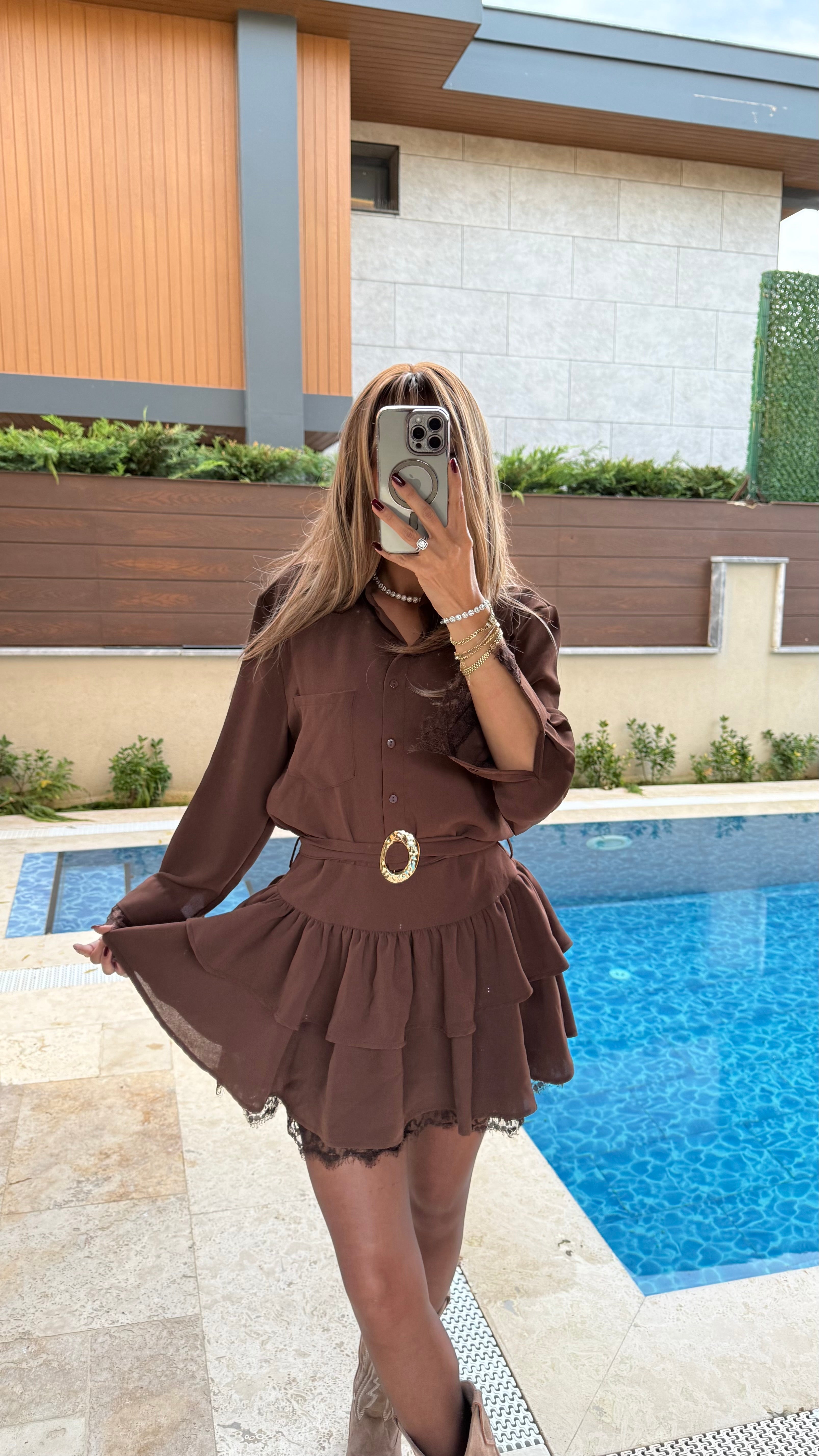 Acı Kahve Dantel Detaylı Elbise