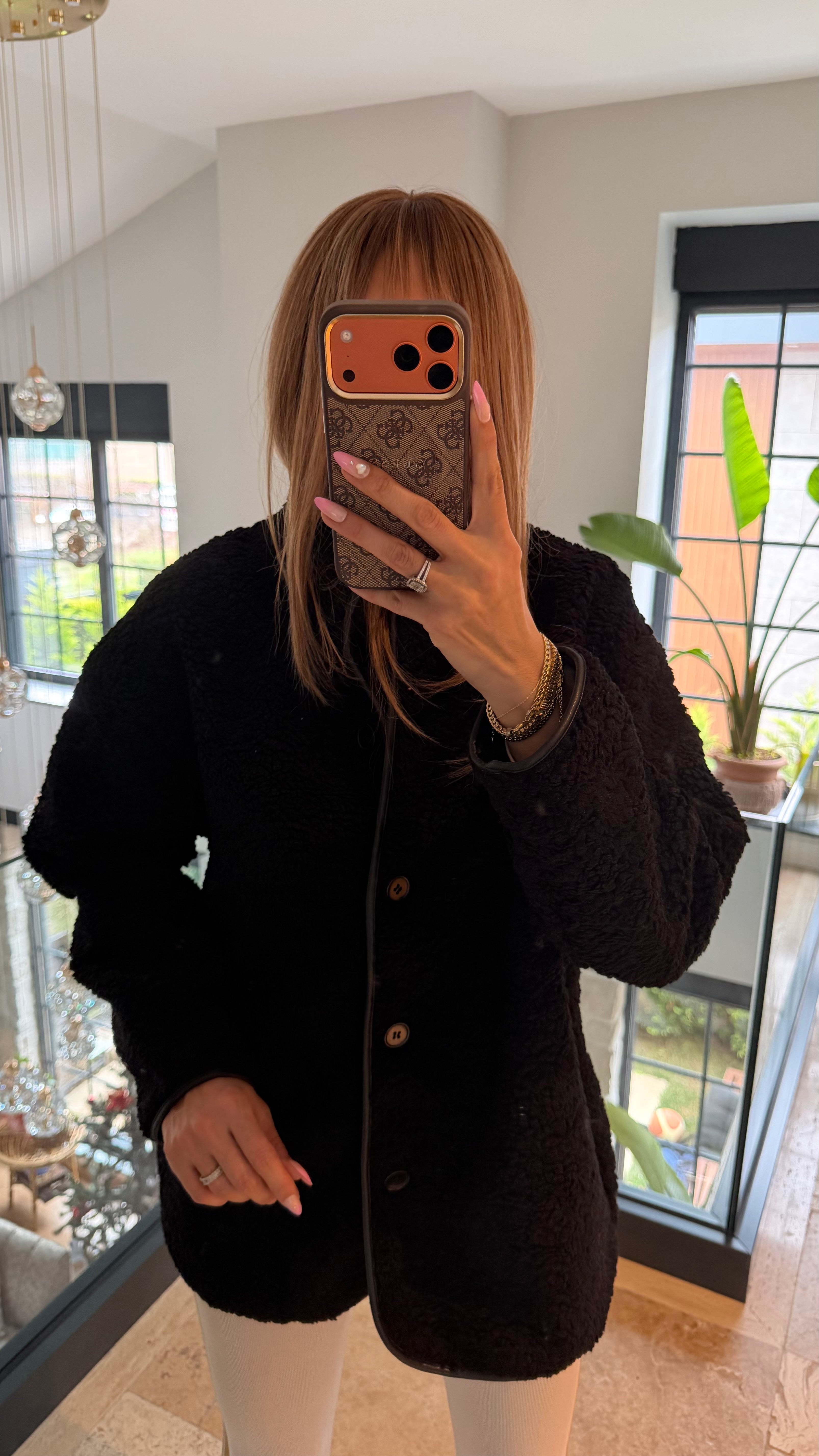 Düğmeli Deri Detaylı Peluş Oversize Ceket Siyah