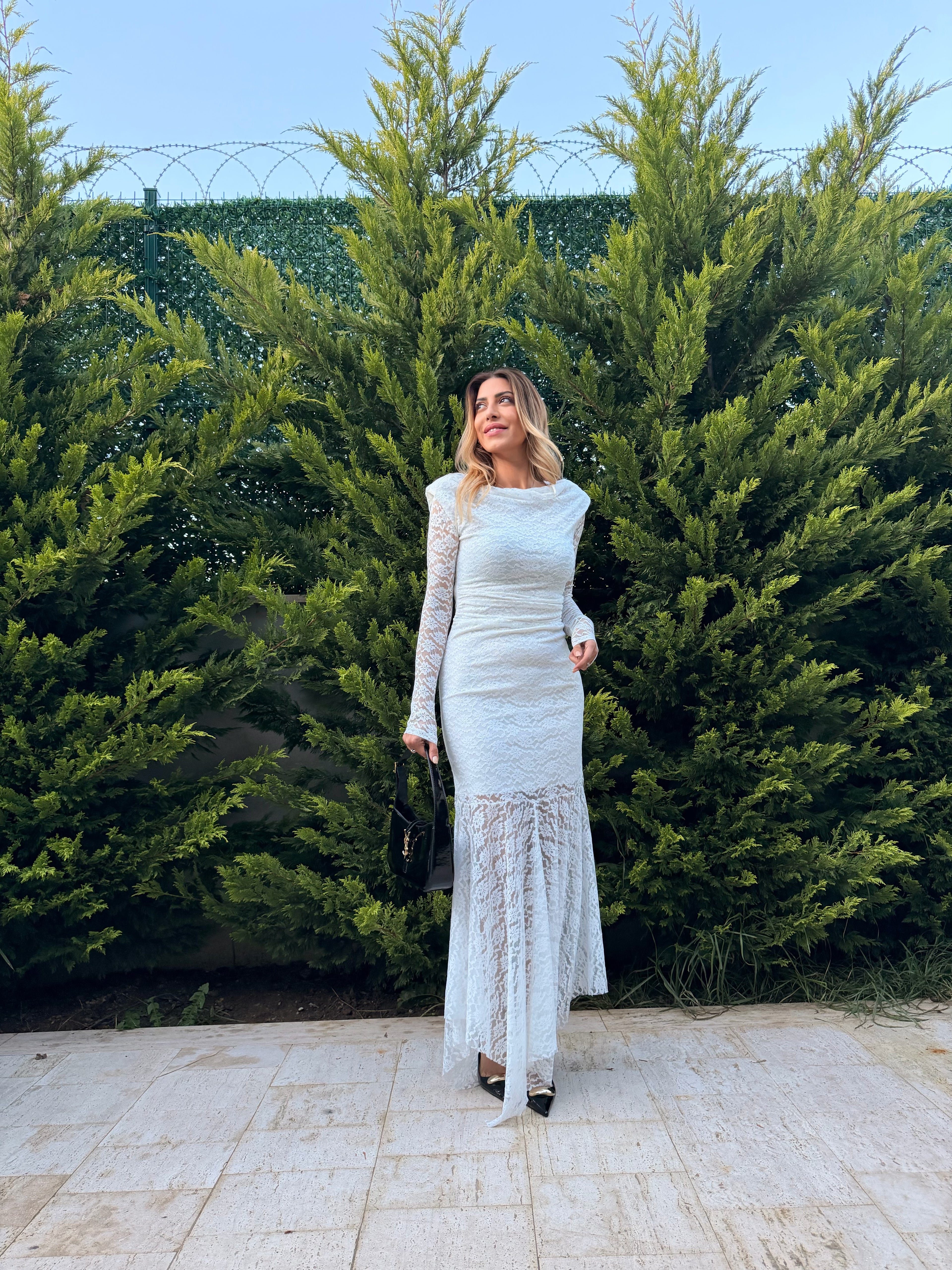 Olaa Dantelli Omuz Vatkalı Elbise Beyaz