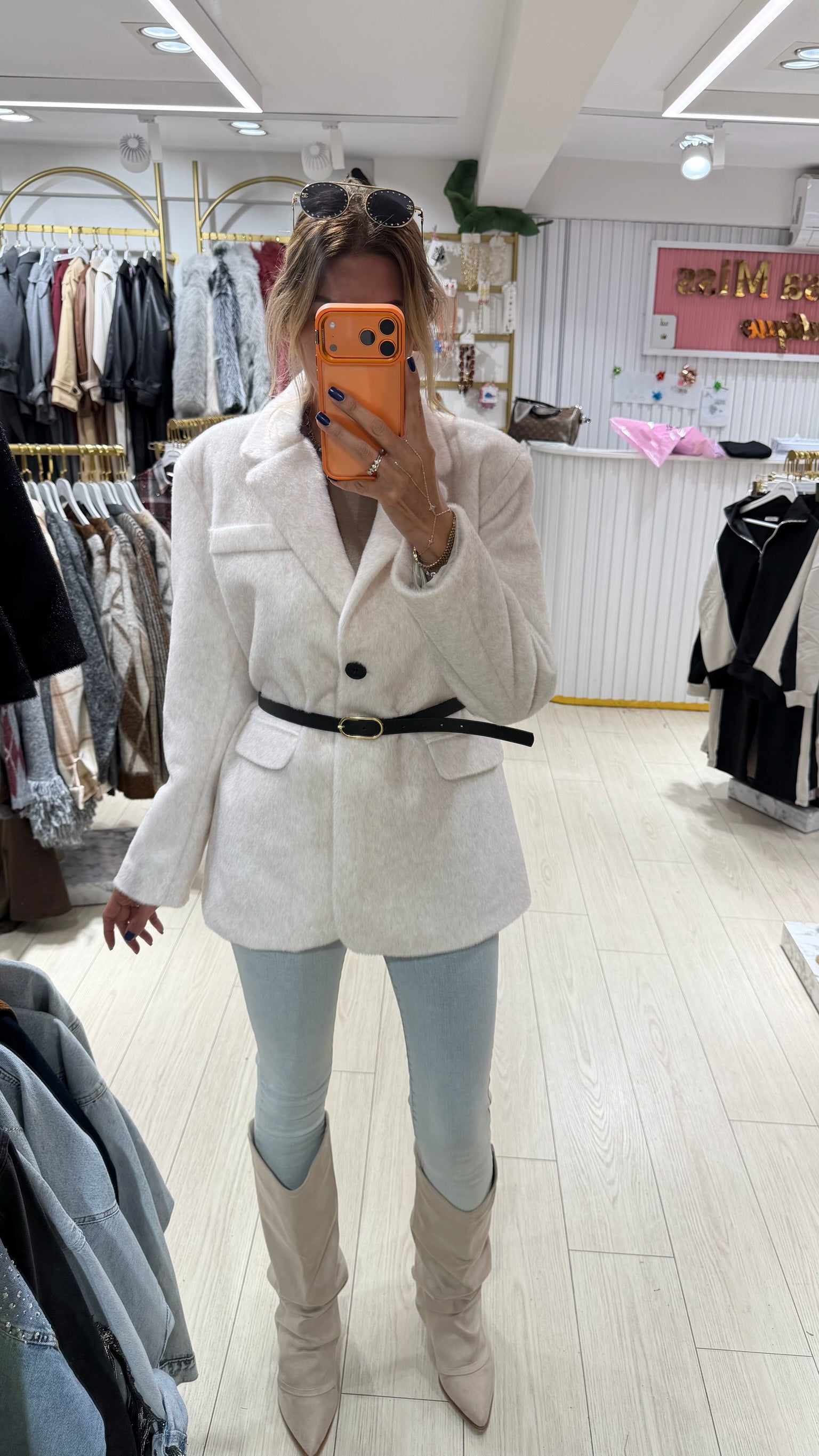 Premium Kalite Kemerli Ekru Peluş Blazer Ceket
