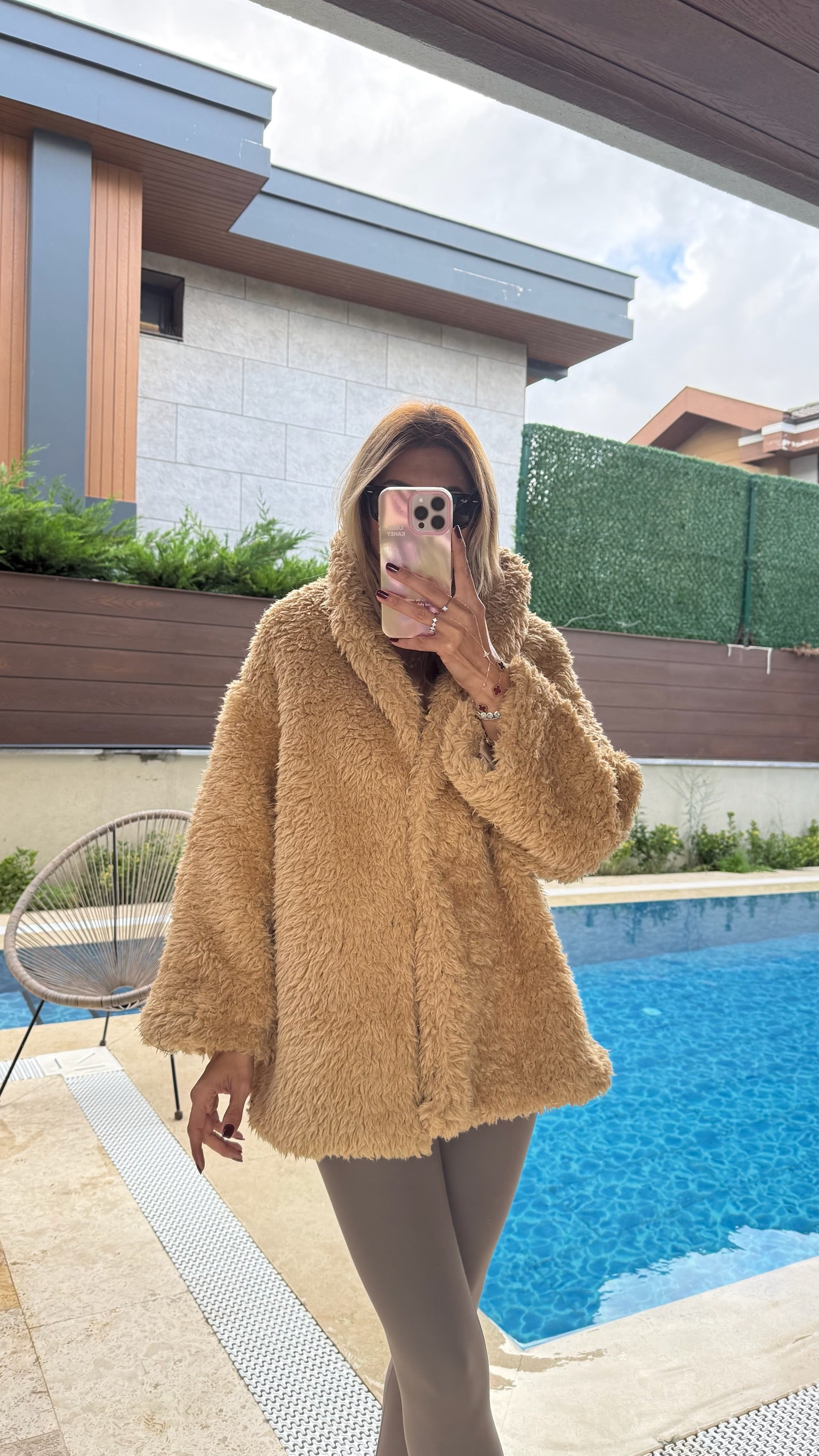 Premium Peluş Kumaş Kuzu Fermuarlı Mont