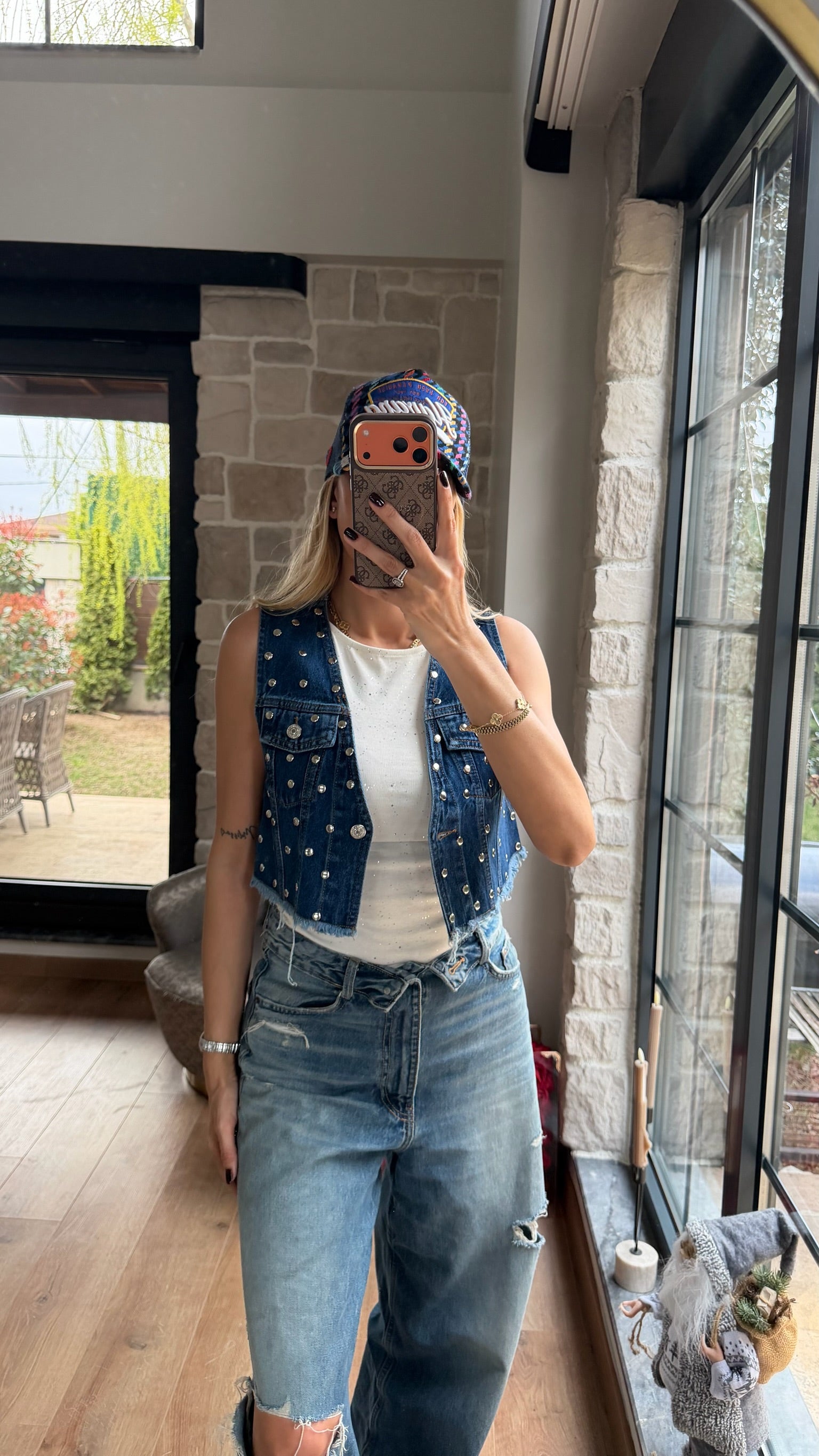 Zımba Detaylı Cepli Düğmeli Koyu Kot Yelek