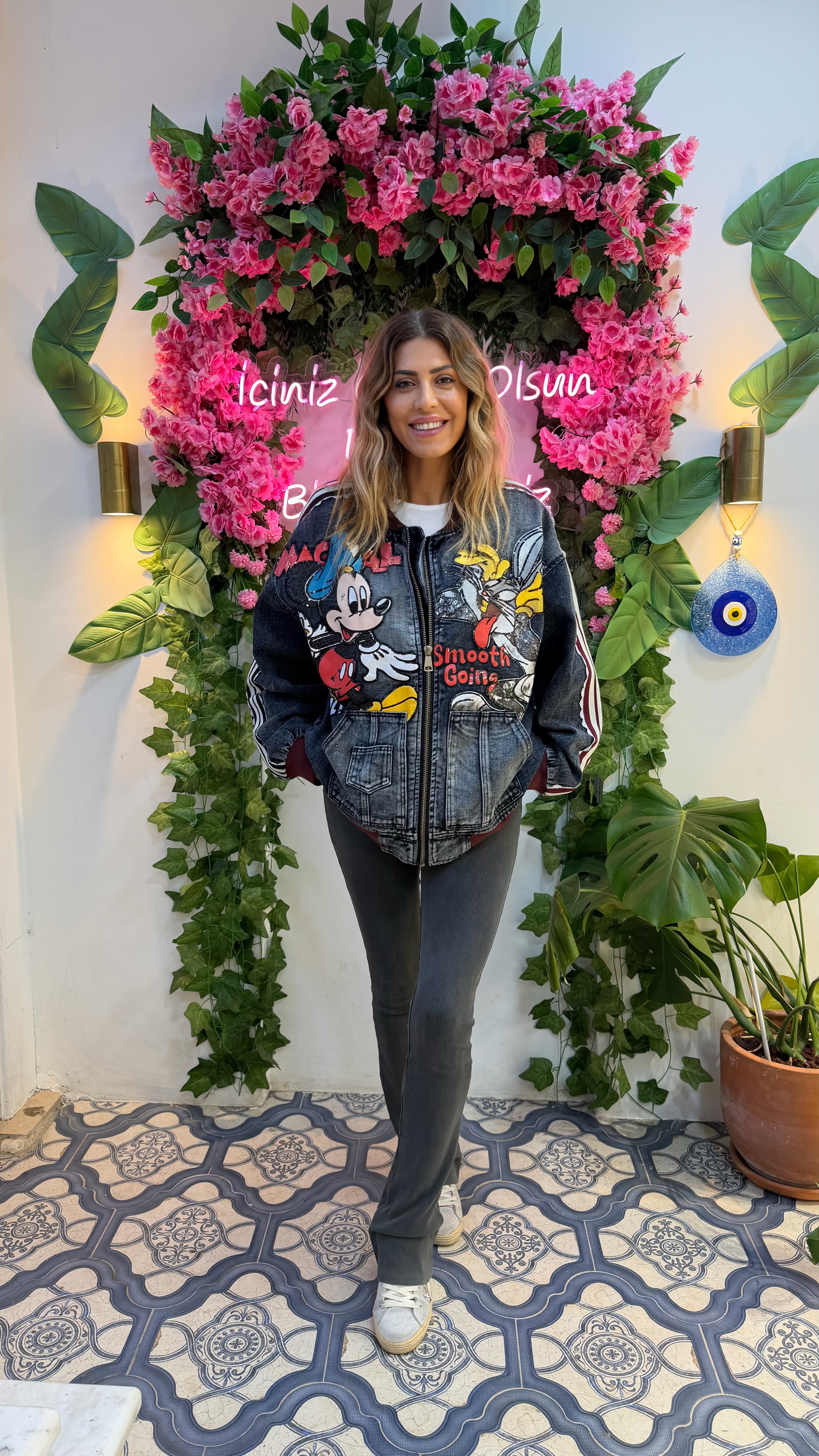 Miki İthal Figürlü Ceket