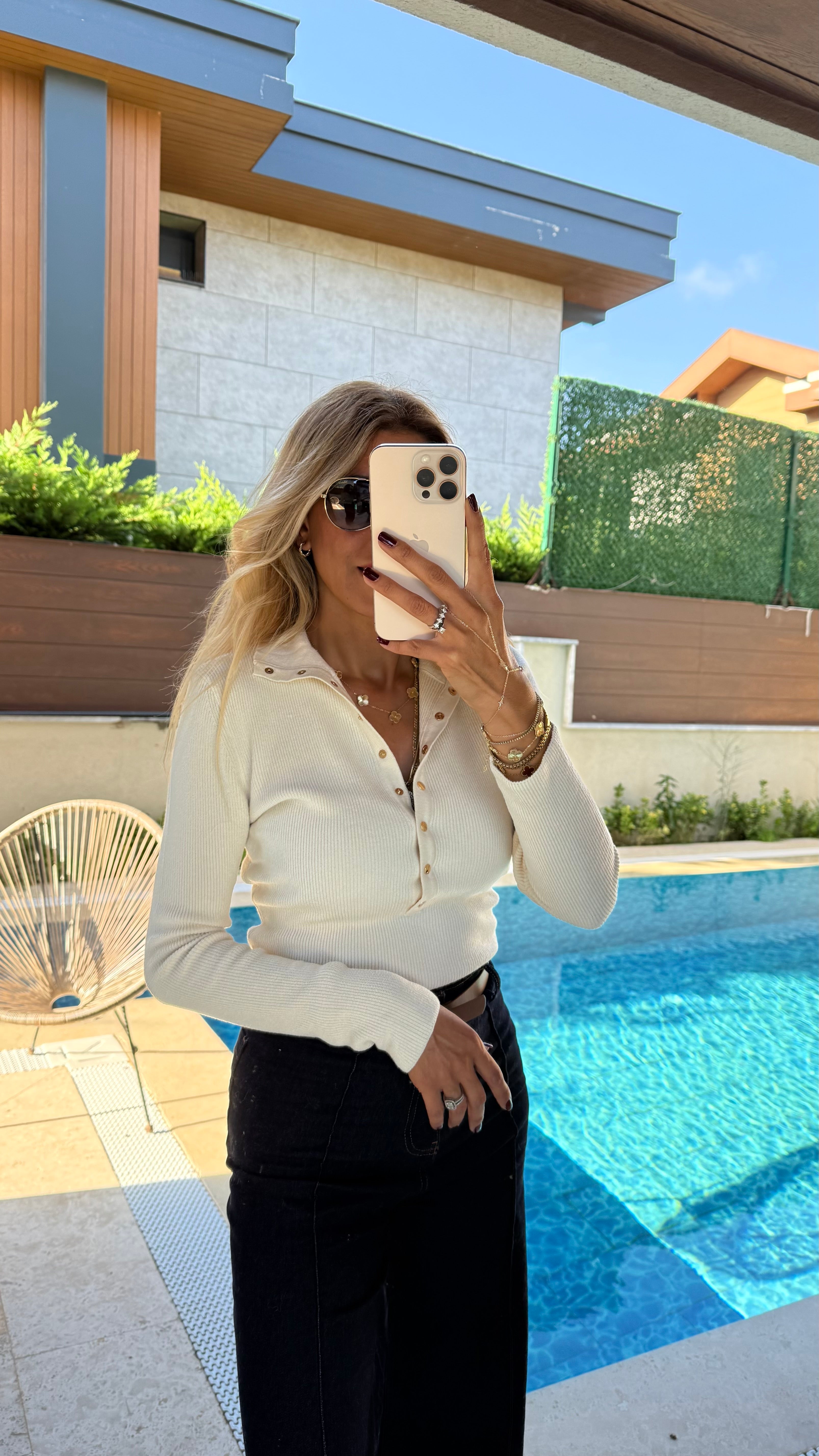 DİLVİN Dik Yaka Çıtçıtlı Triko Kazak Bej