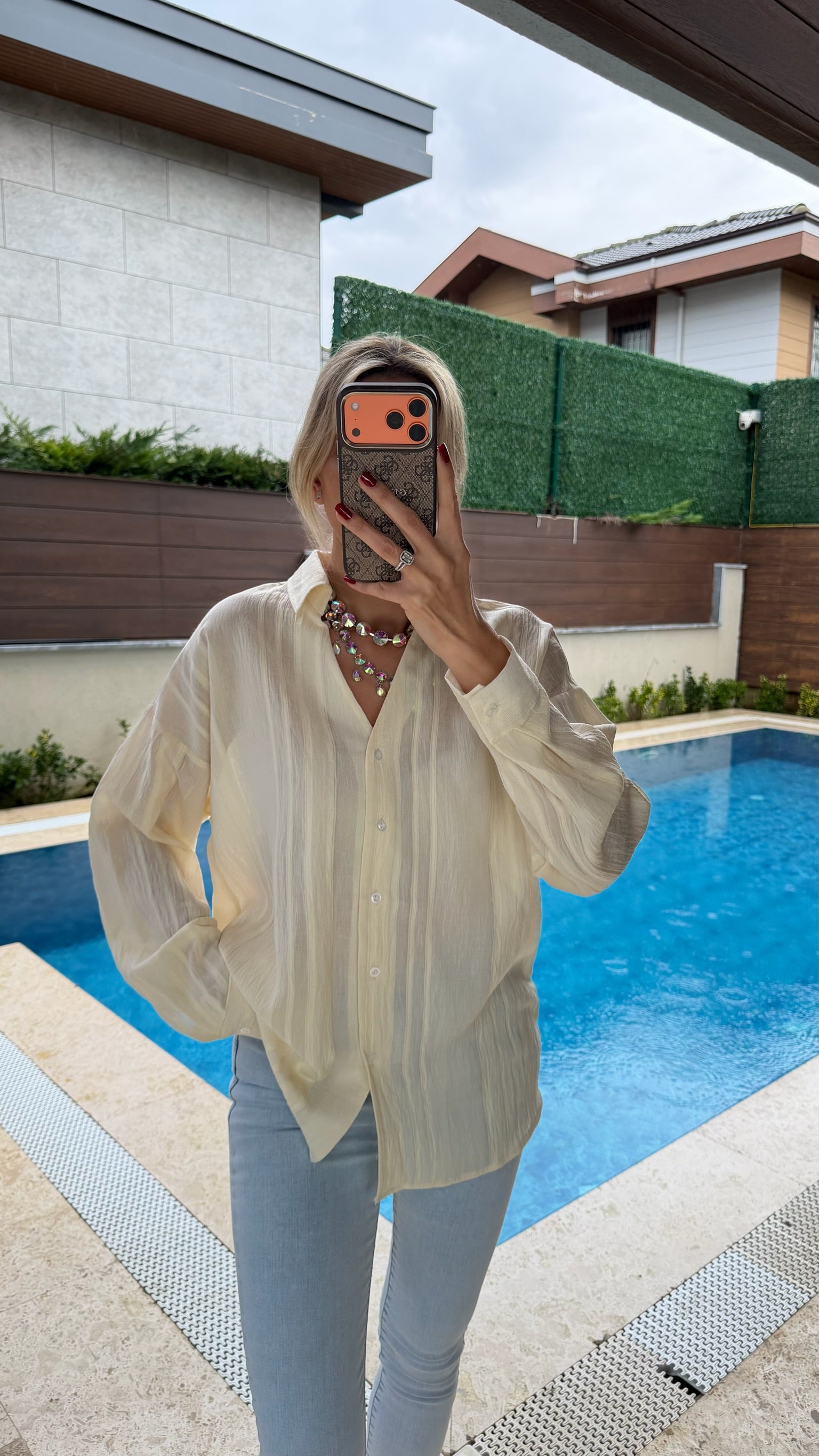 Kendinden Desenli Transparan Gömlek Krem