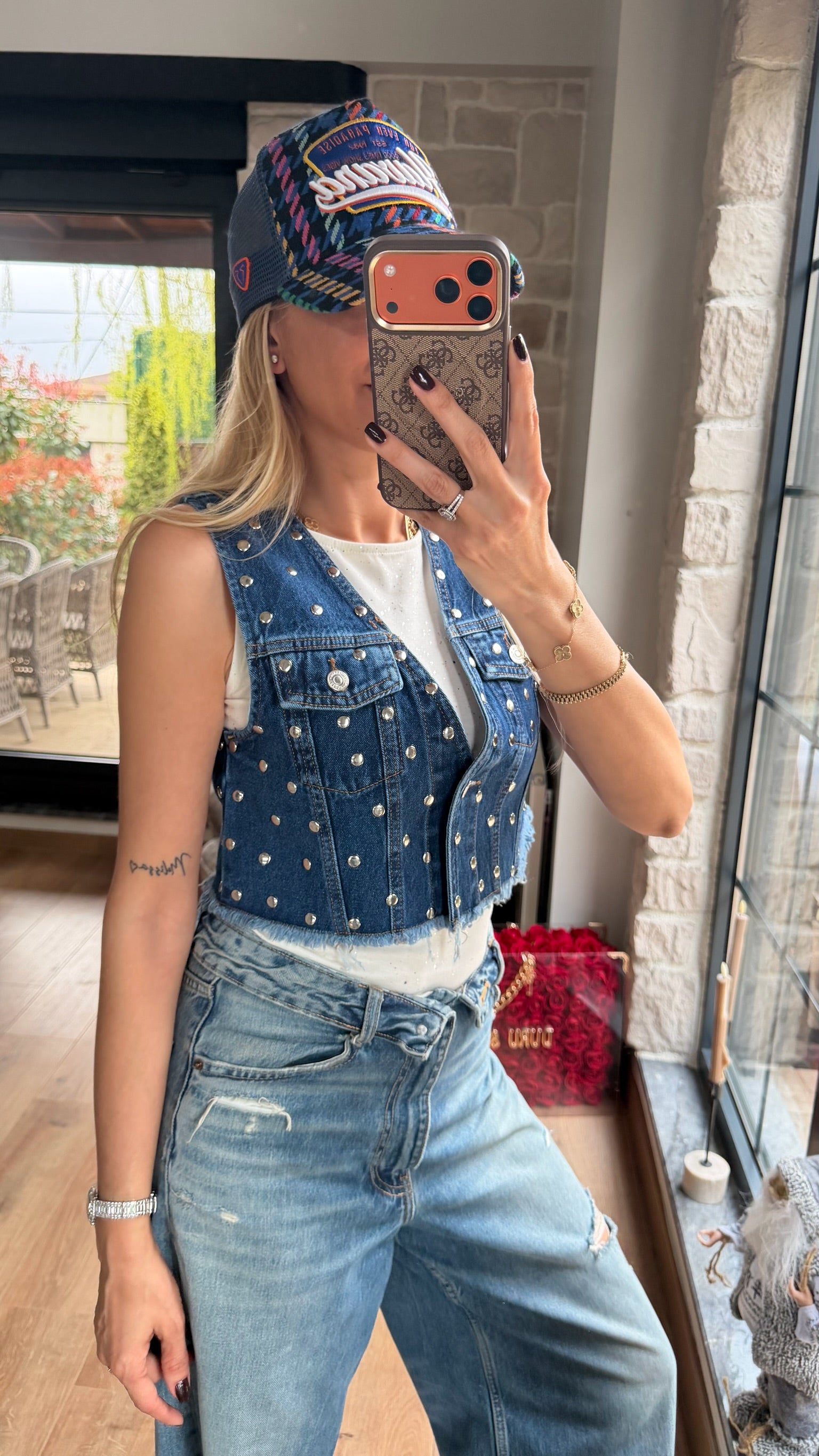 Zımba Detaylı Cepli Düğmeli Koyu Kot Yelek