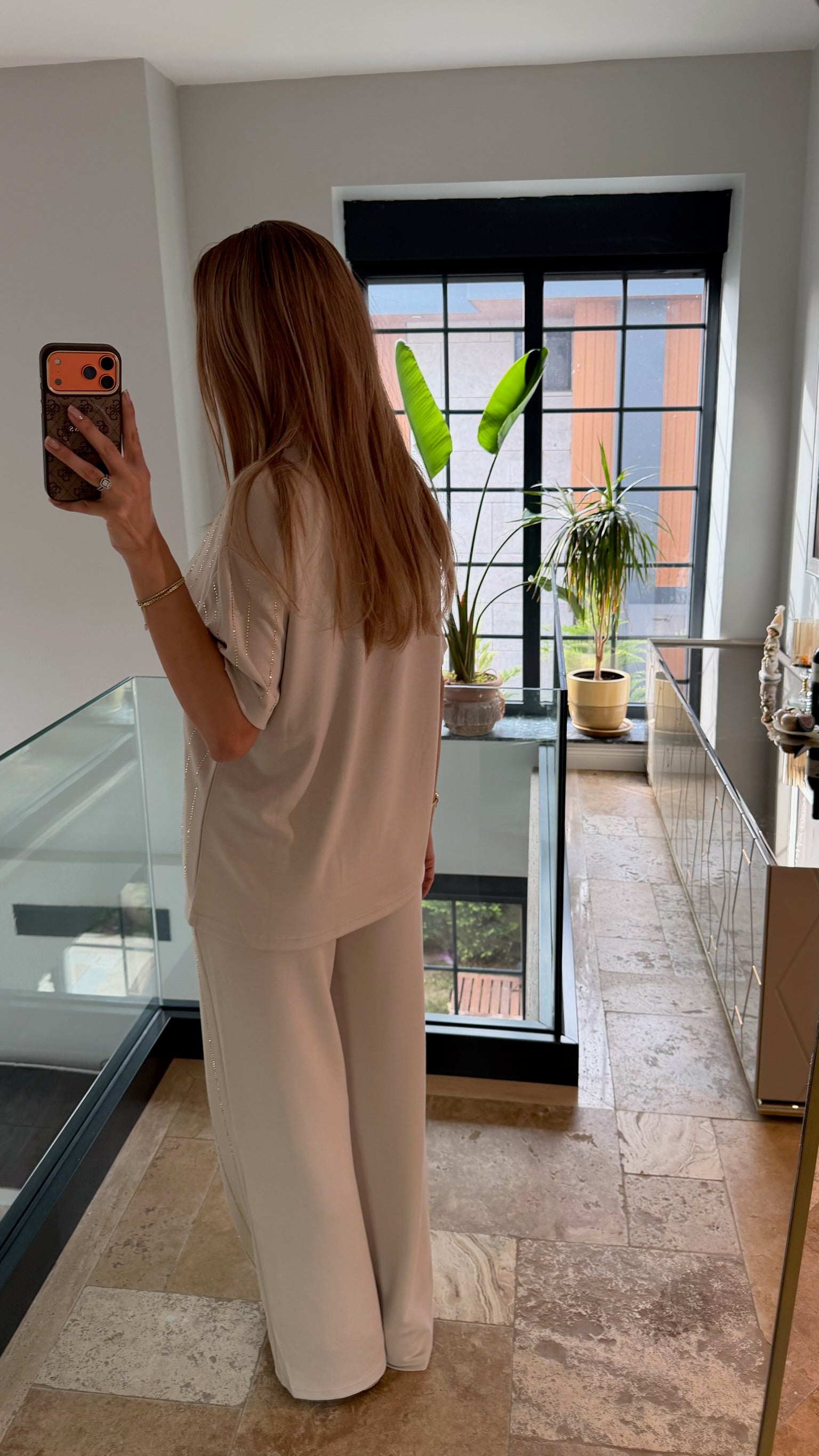 Şerit Taş Detaylı İkili Tişört Takım Bej