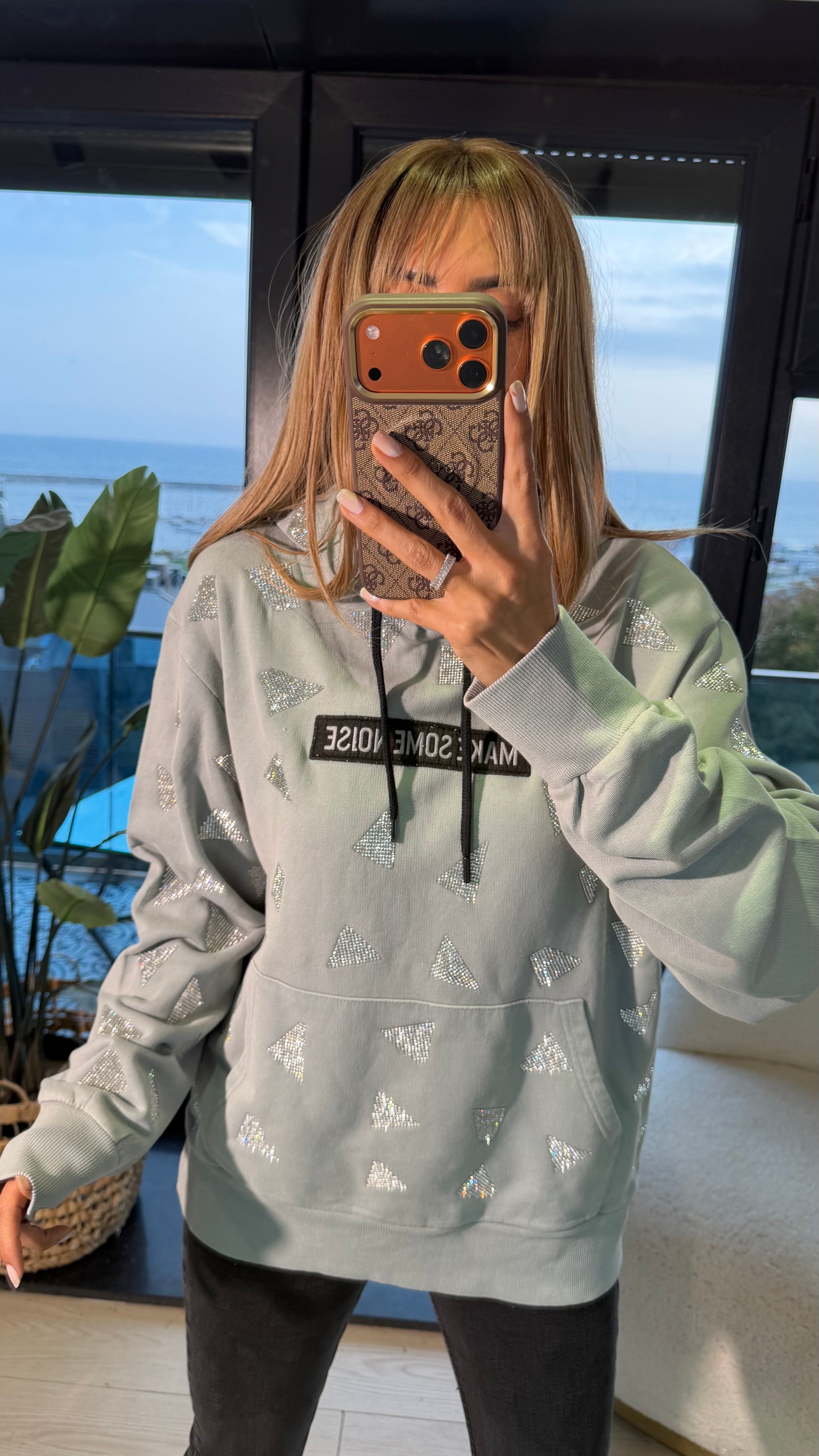 Taş Baskılı Kapüşonlu Sweatshirt