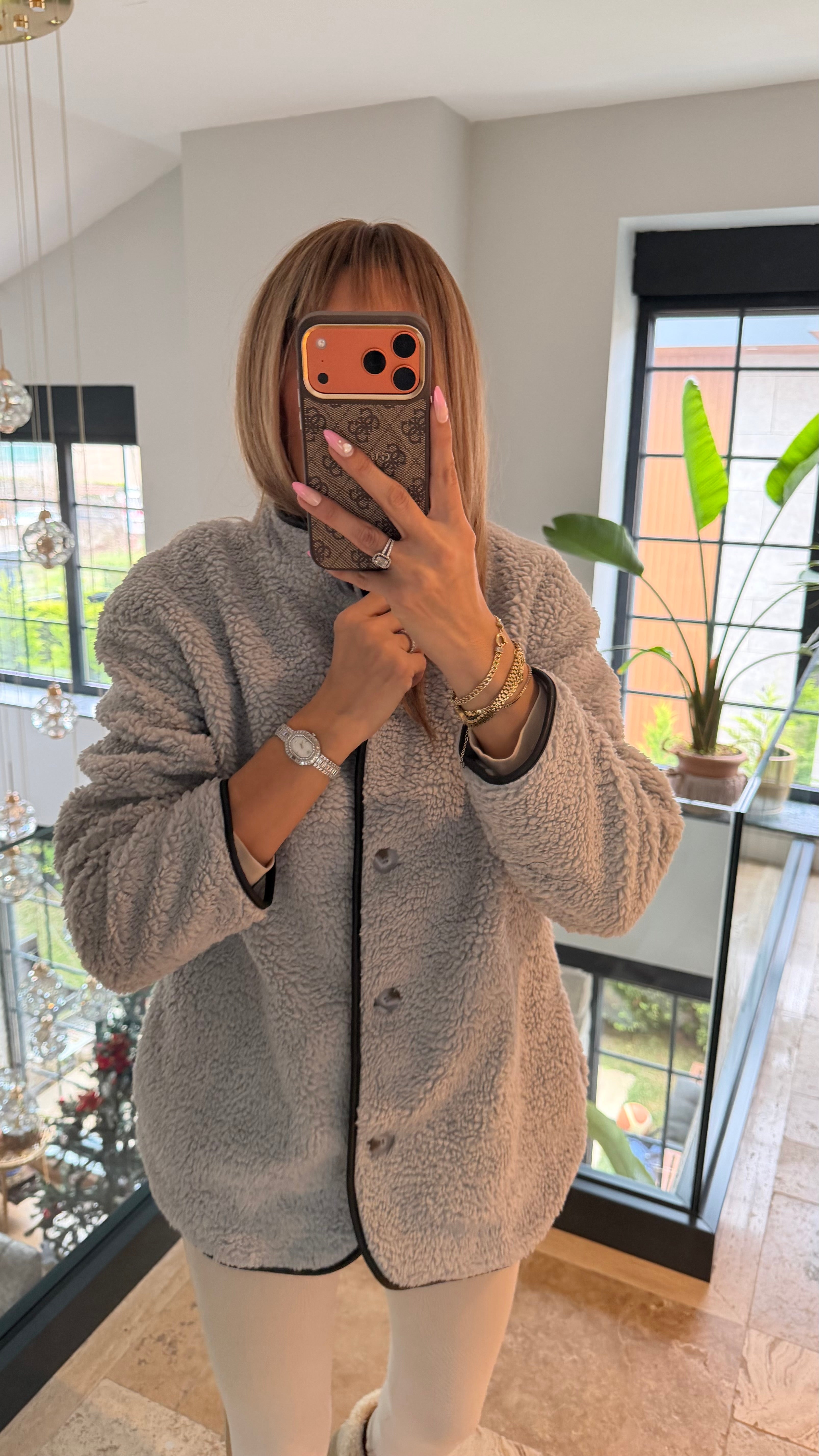 Düğmeli Deri Detaylı Peluş Oversize Ceket Gri