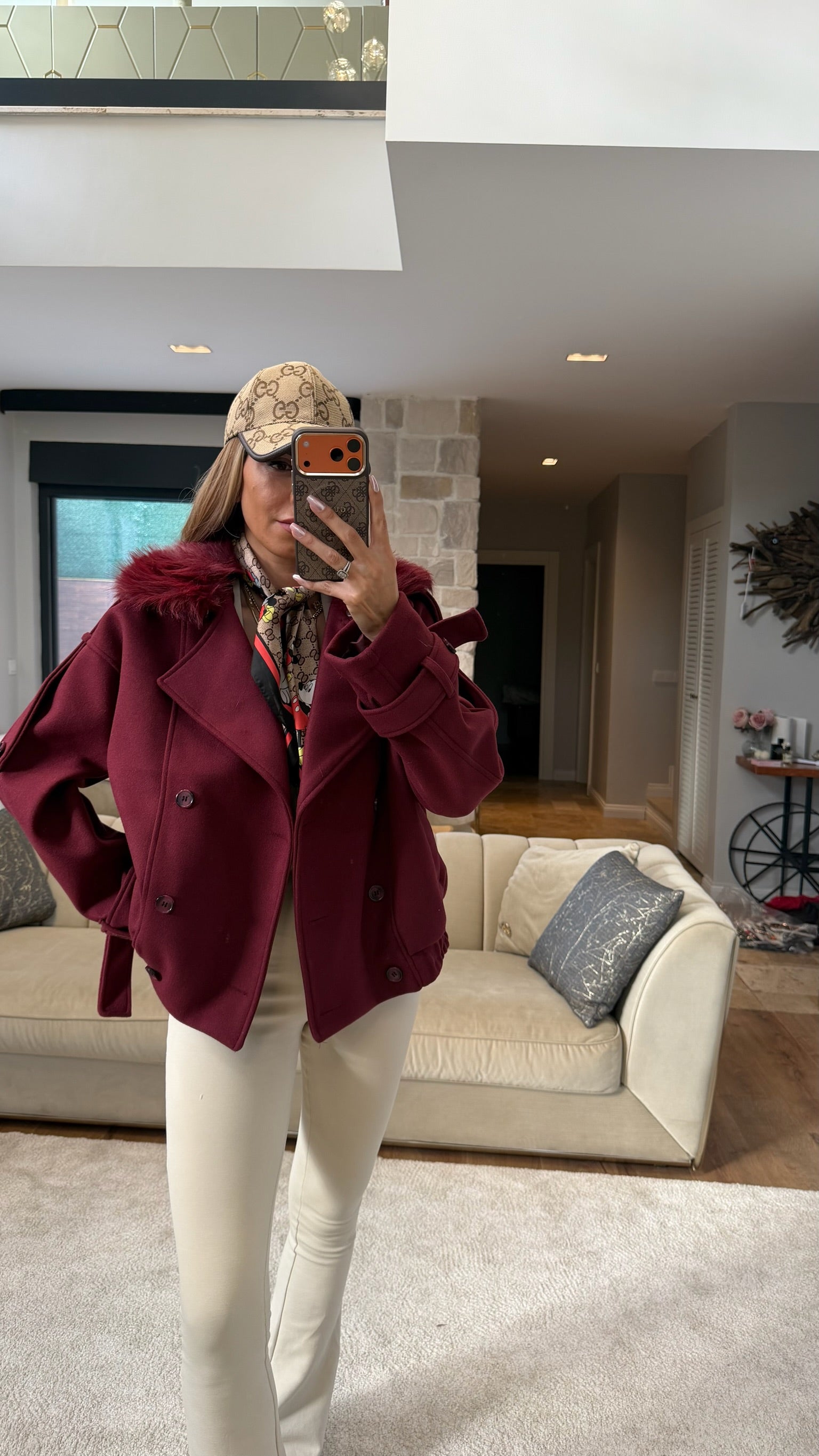 Kürk Yaka Kısa Kaşe Bordo