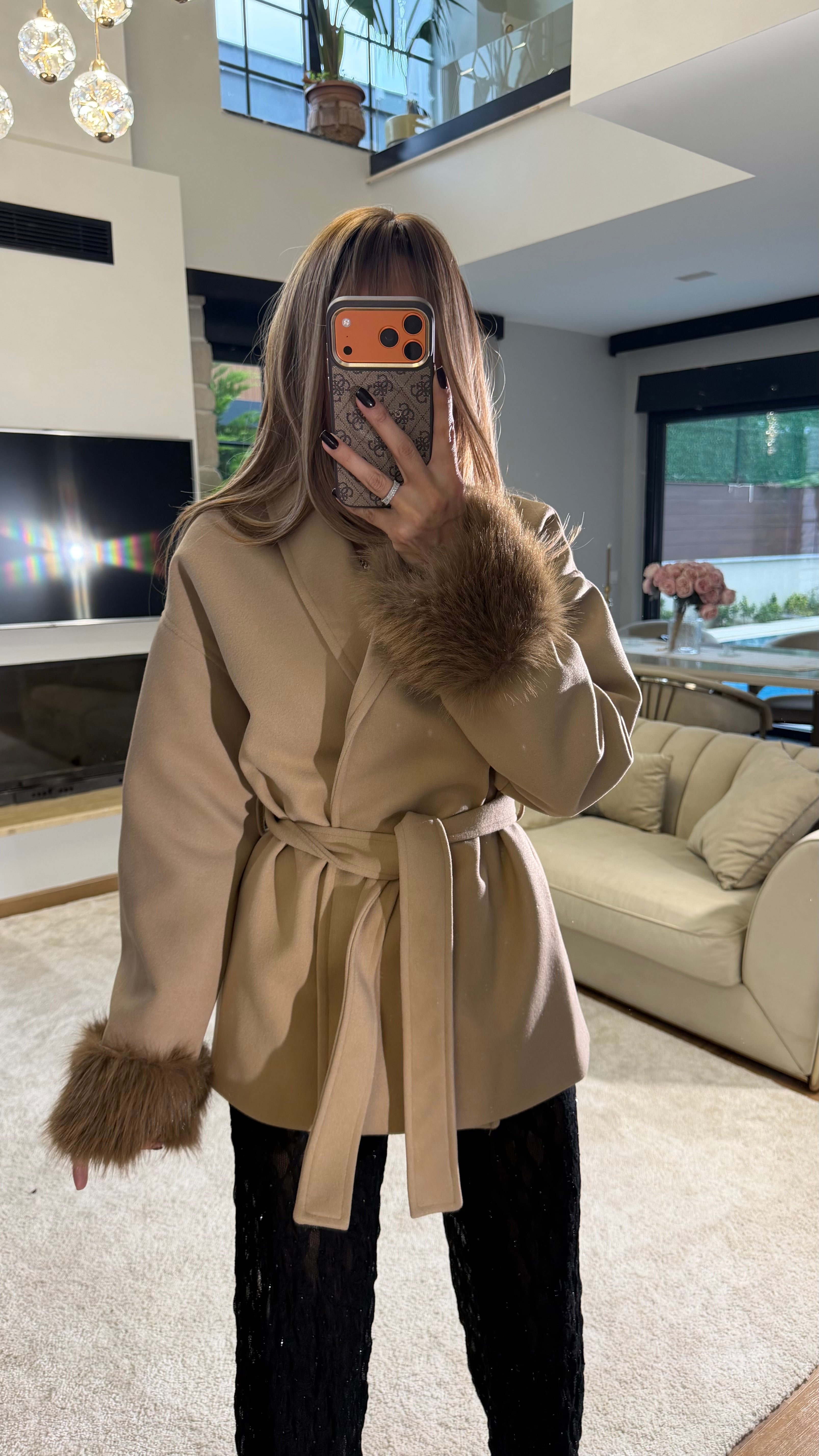 Kolu Kürklü Kaşe Kaban Bej