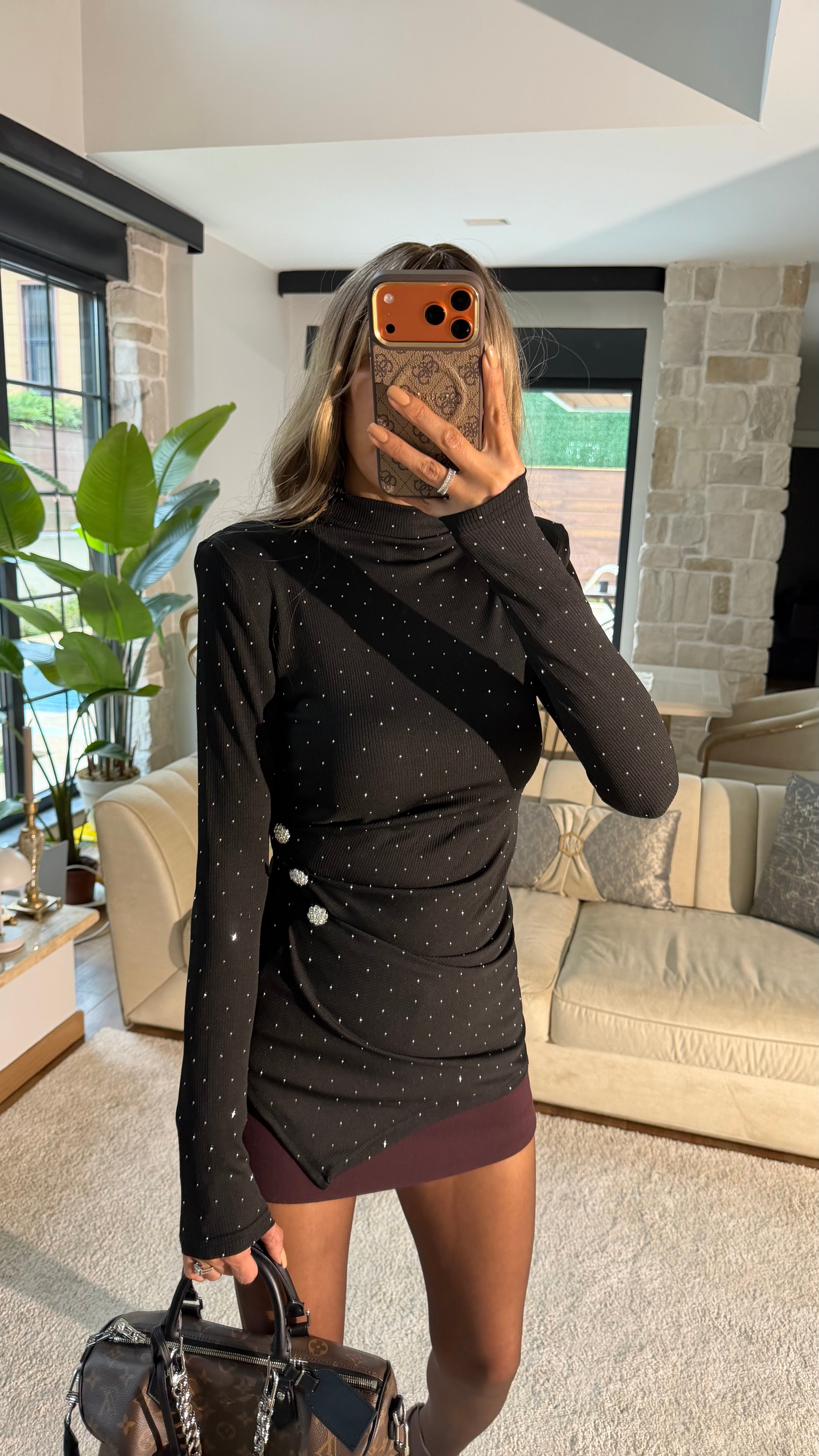 Dik Yaka Omuz Vatkalı Taşlı Bluz Siyah