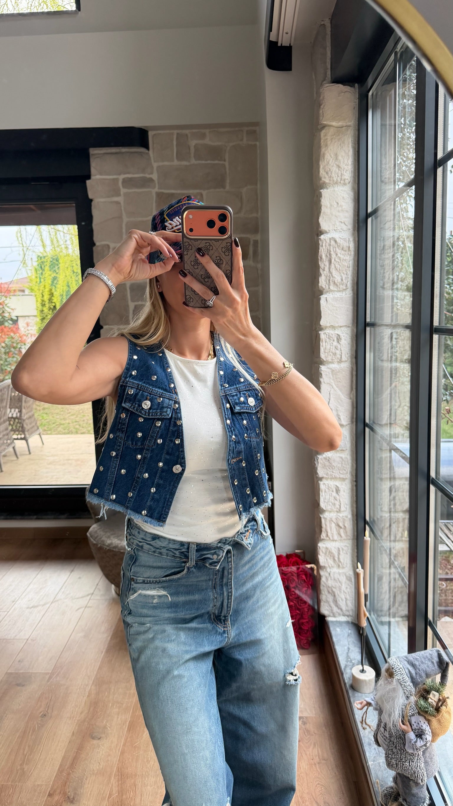 Zımba Detaylı Cepli Düğmeli Koyu Kot Yelek