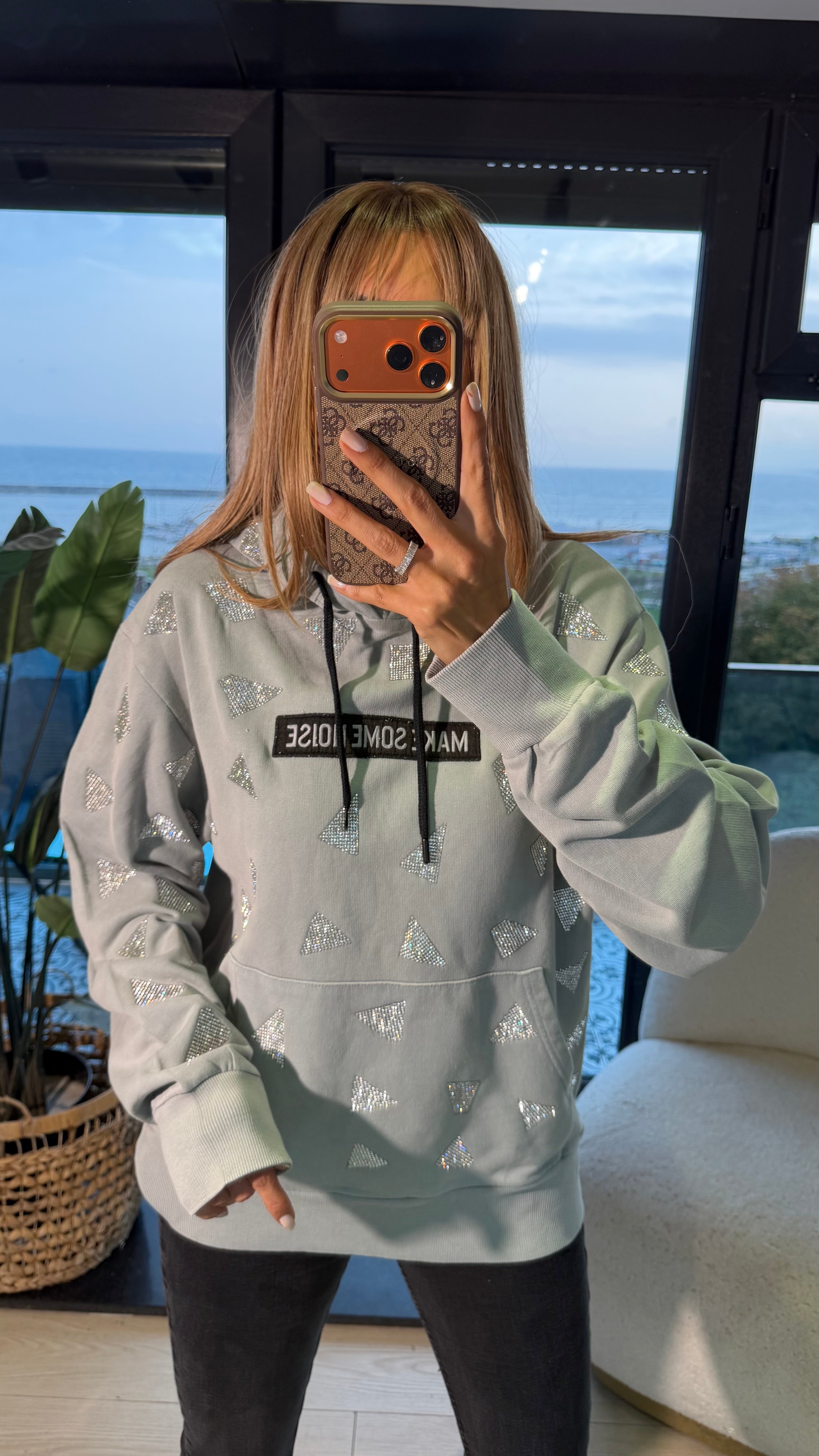Taş Baskılı Kapüşonlu Sweatshirt