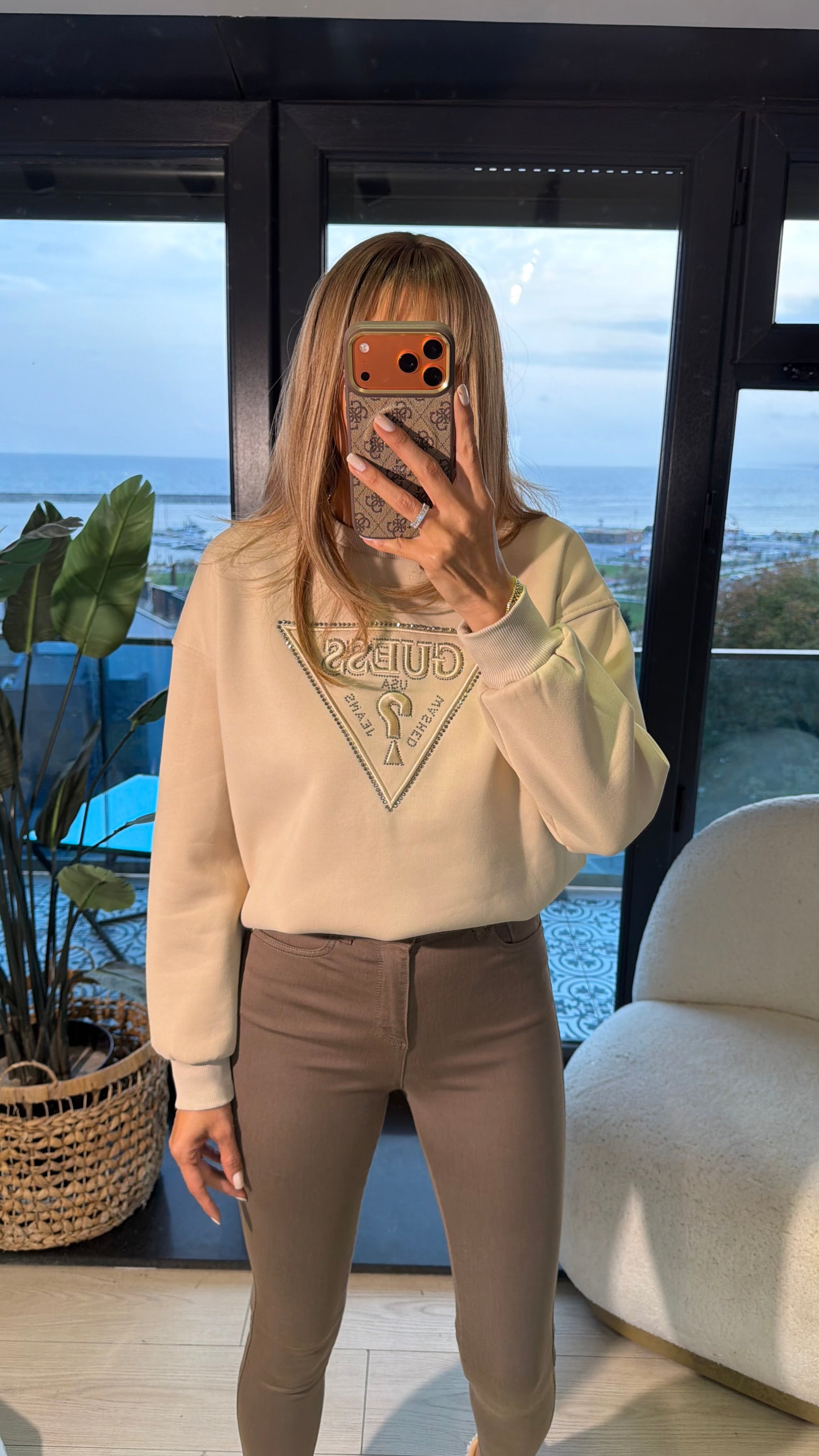 Marka Baskılı Şardonlu Sweatshirt Bej