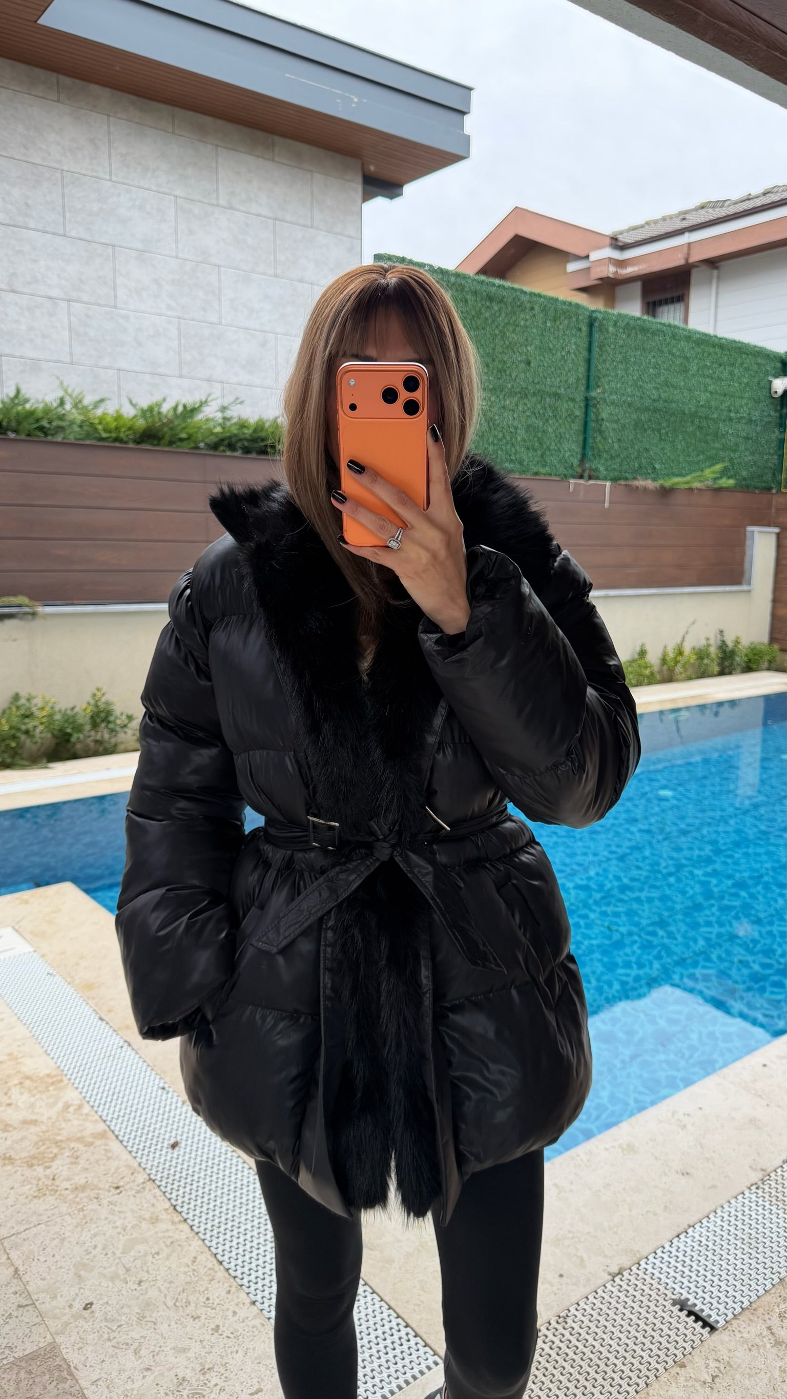 Yaka Kürk Detaylı Premium Mont Siyah