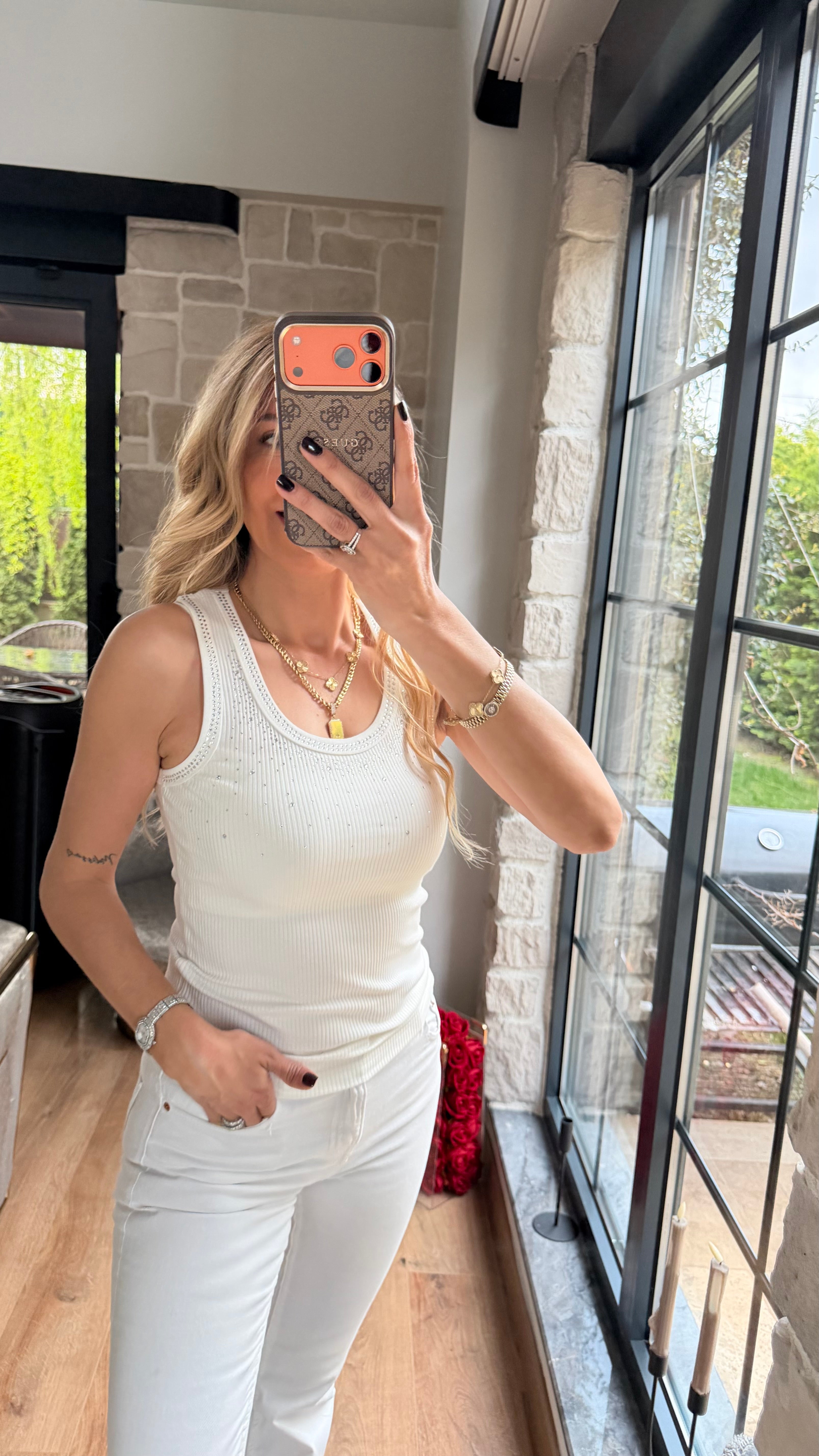 Dağınık Taş Detay Atlet Beyaz