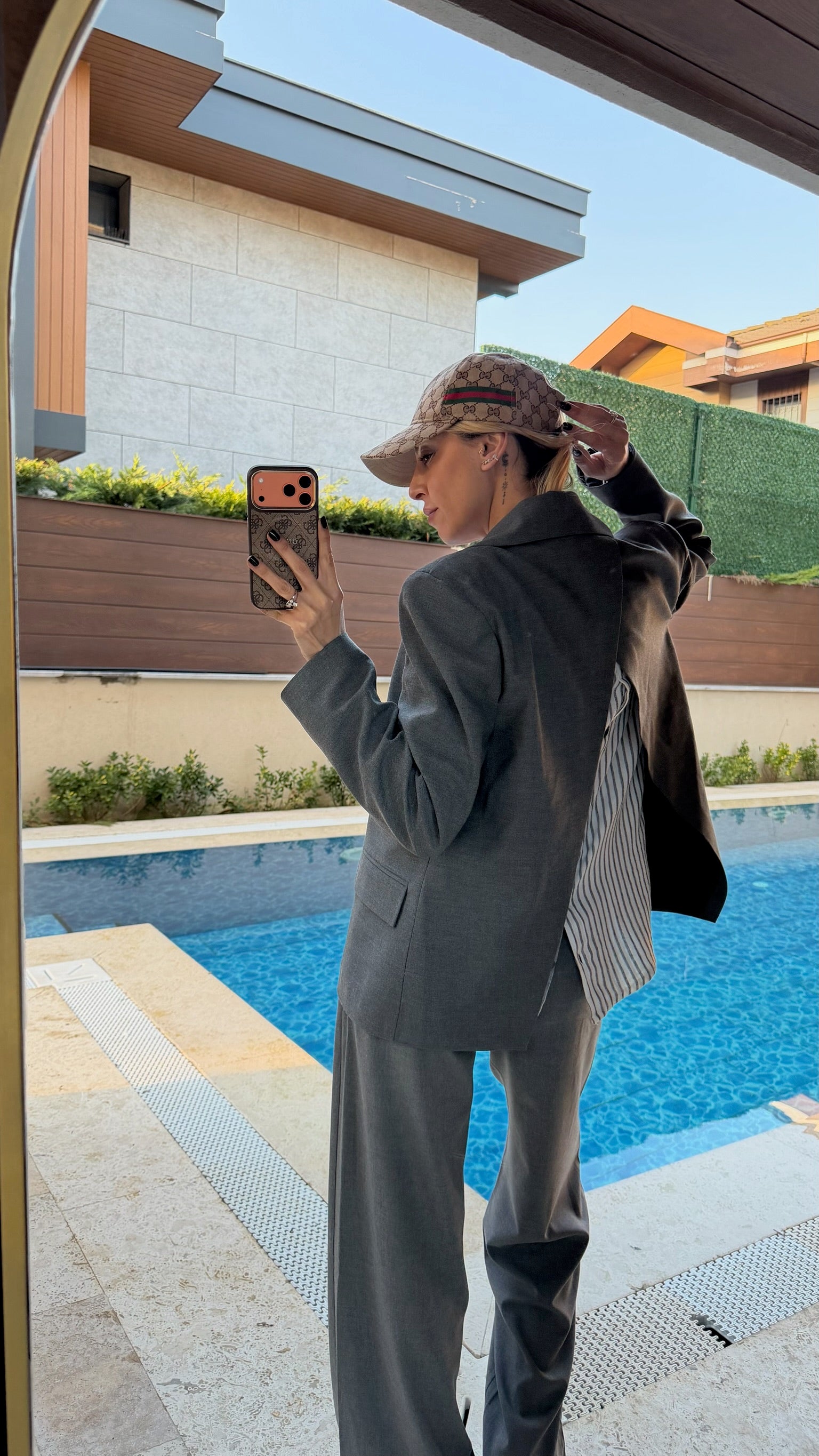 Gömlek Detaylı Açık Arkalı Blazer Ceket Pantolon Takım Antrasit