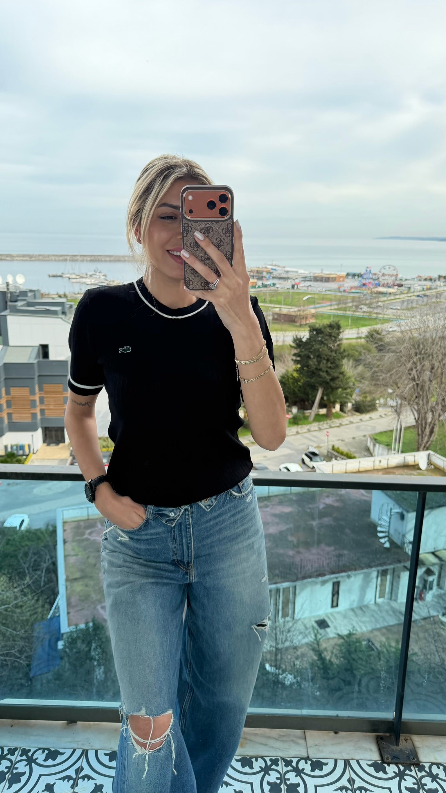 LCT Bisiket Yaka Triko Bluz Siyah