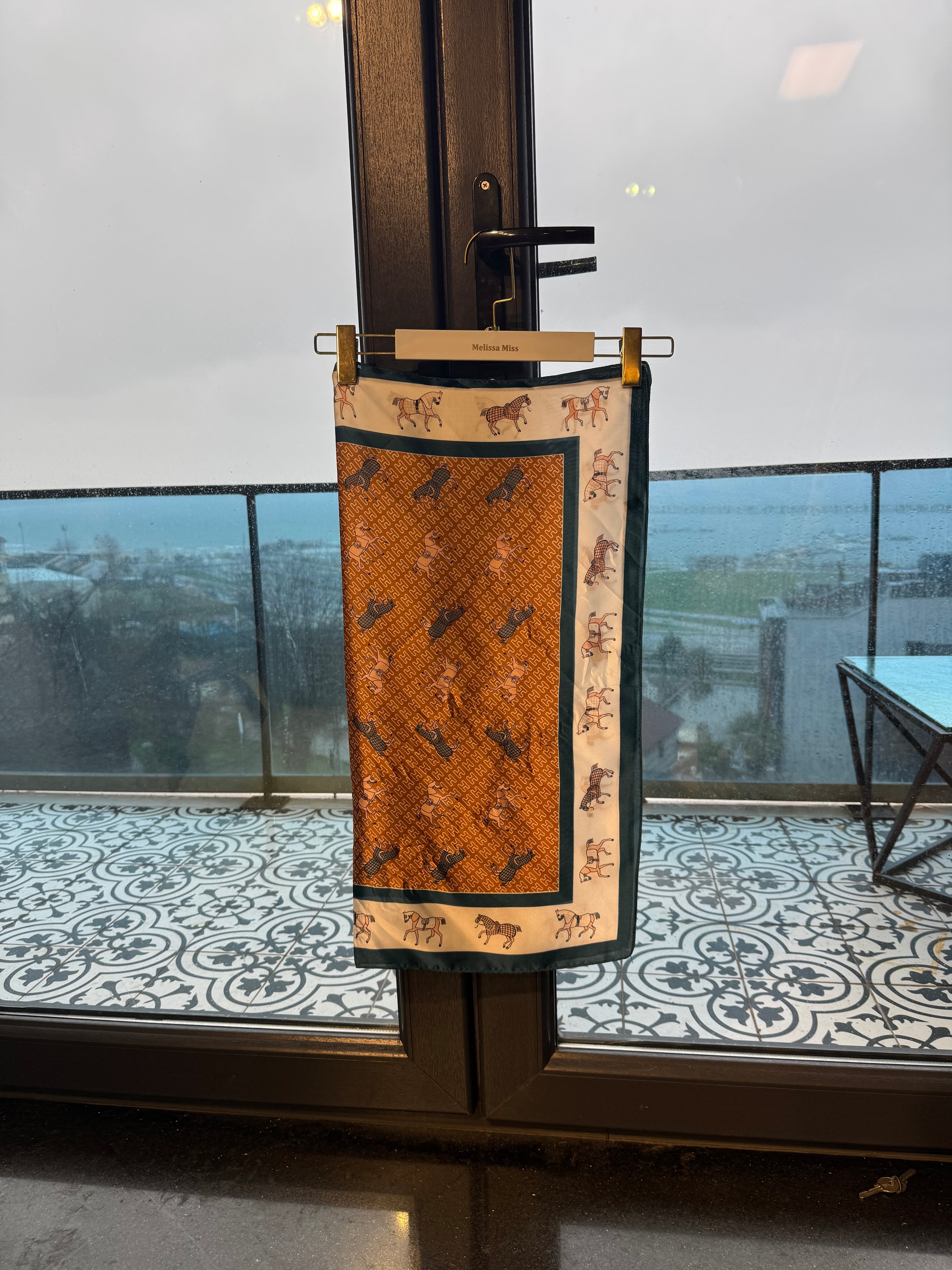 Desenli İpek Fular Turkuaz Beyaz