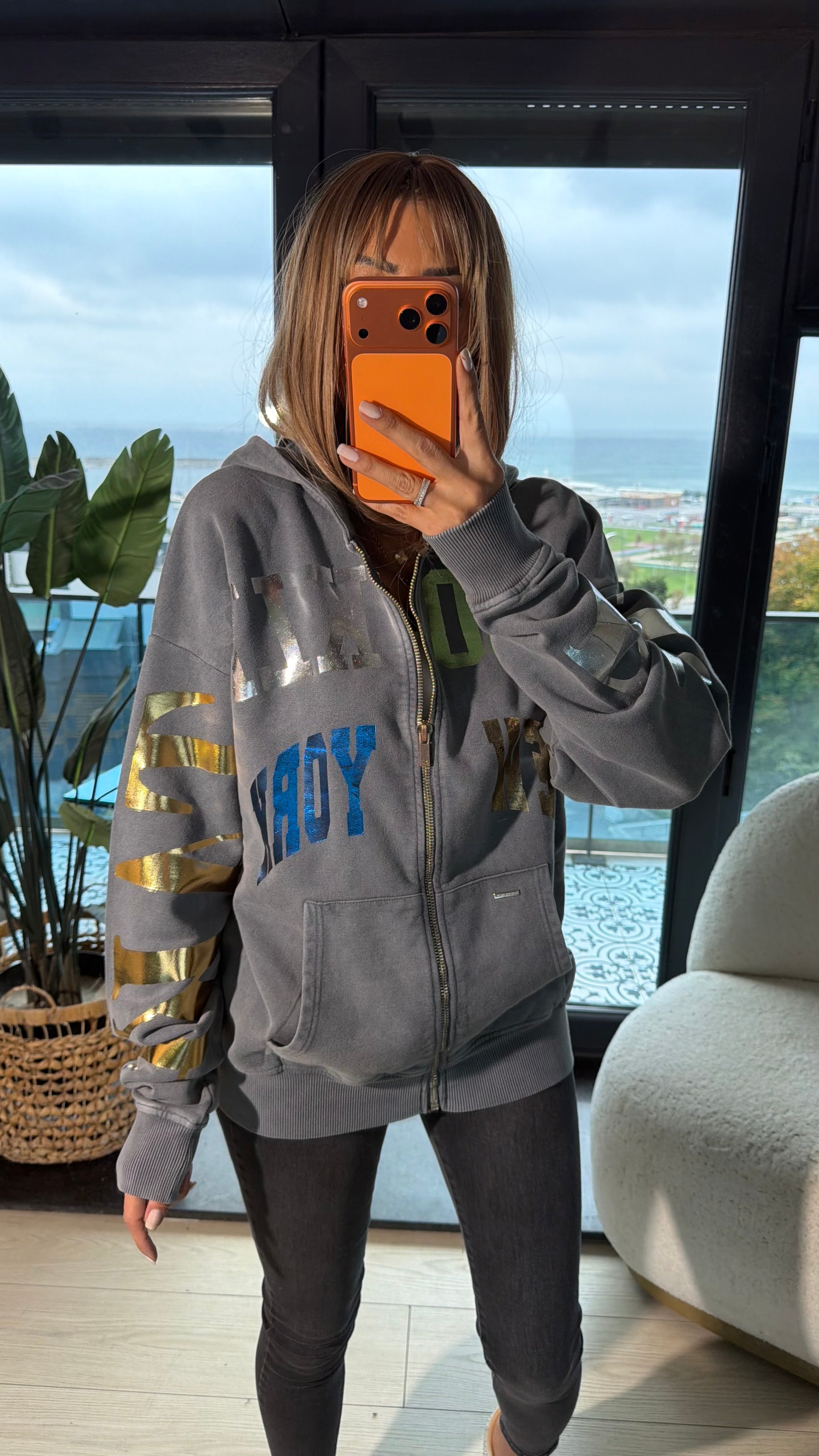 Baskı Detaylı Fermuarlı Kapüşonlu Sweatshirt