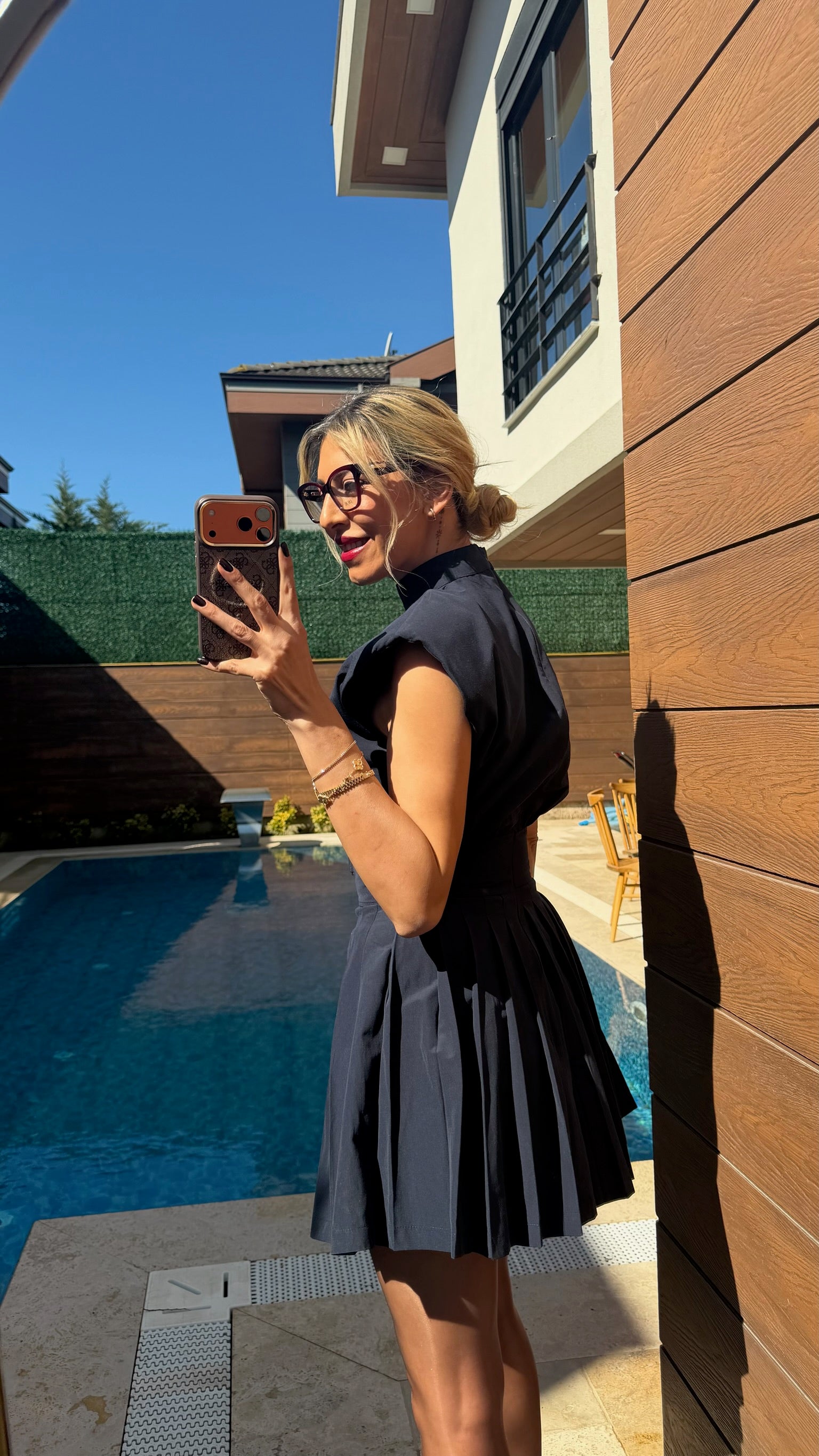 Vatkalı Pileli Kemerli Mini Elbise Lacivert