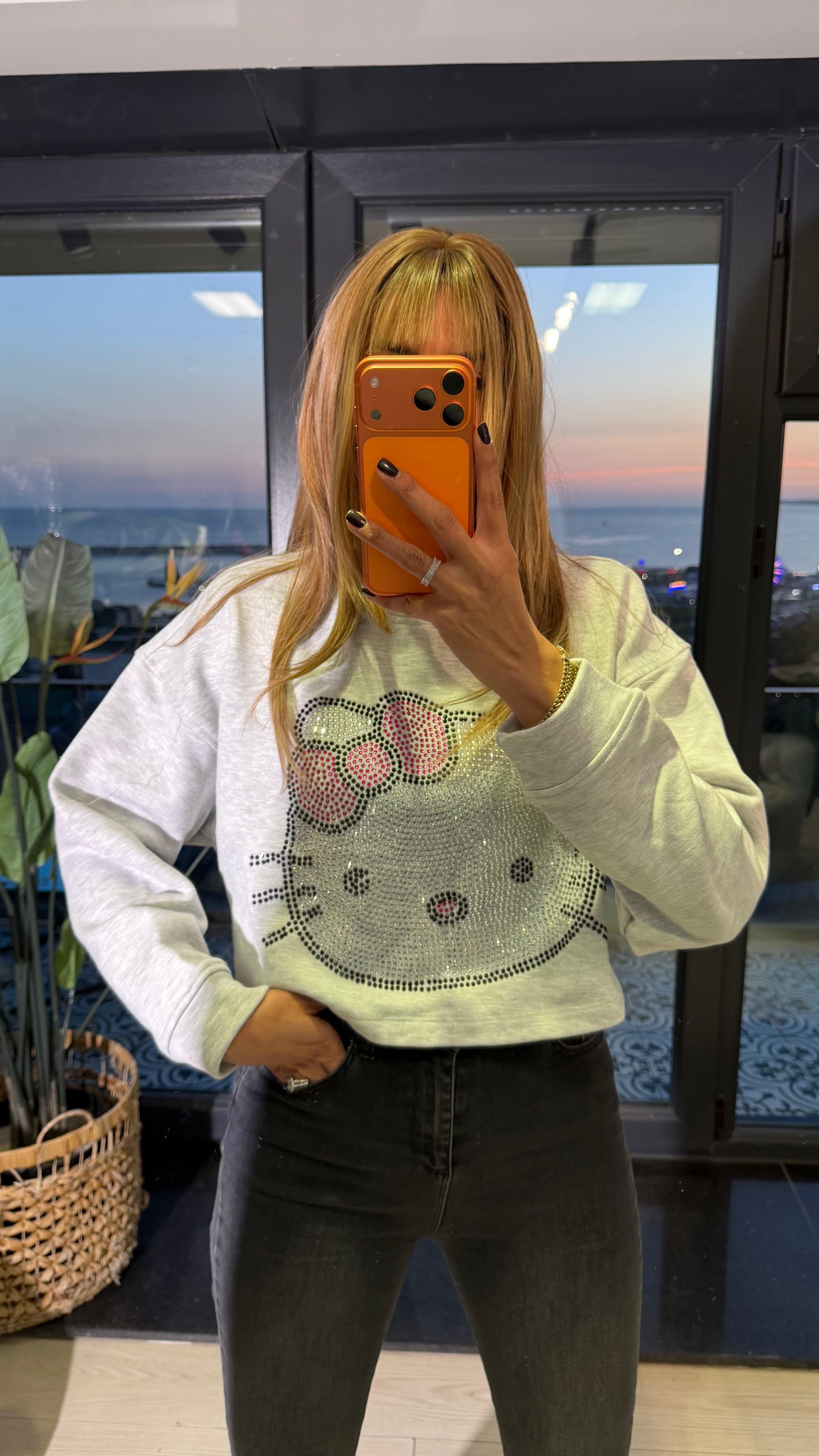 Gri Hello Kitty Taş Detaylı Sweatshirt