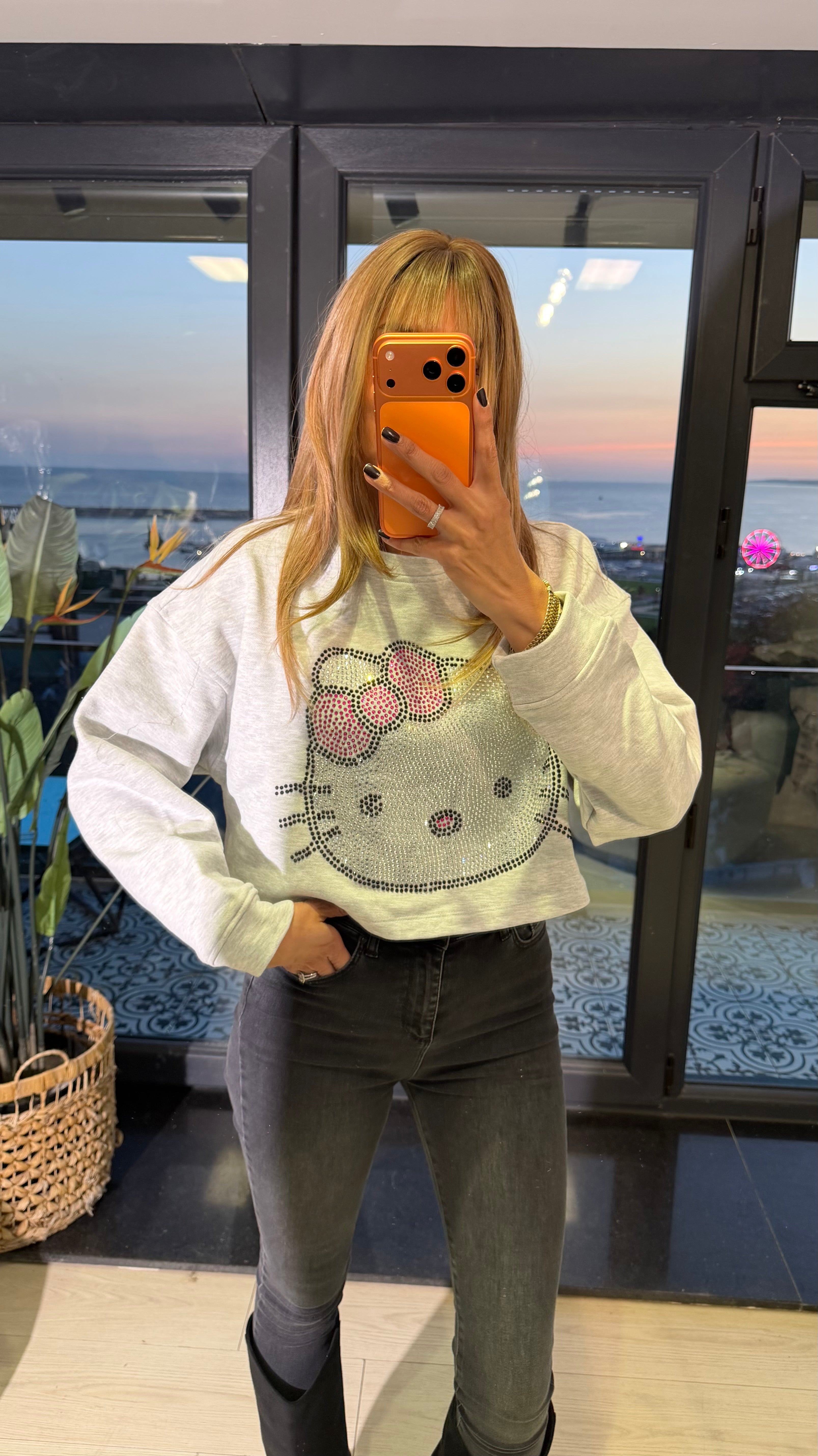 Gri Hello Kitty Taş Detaylı Sweatshirt