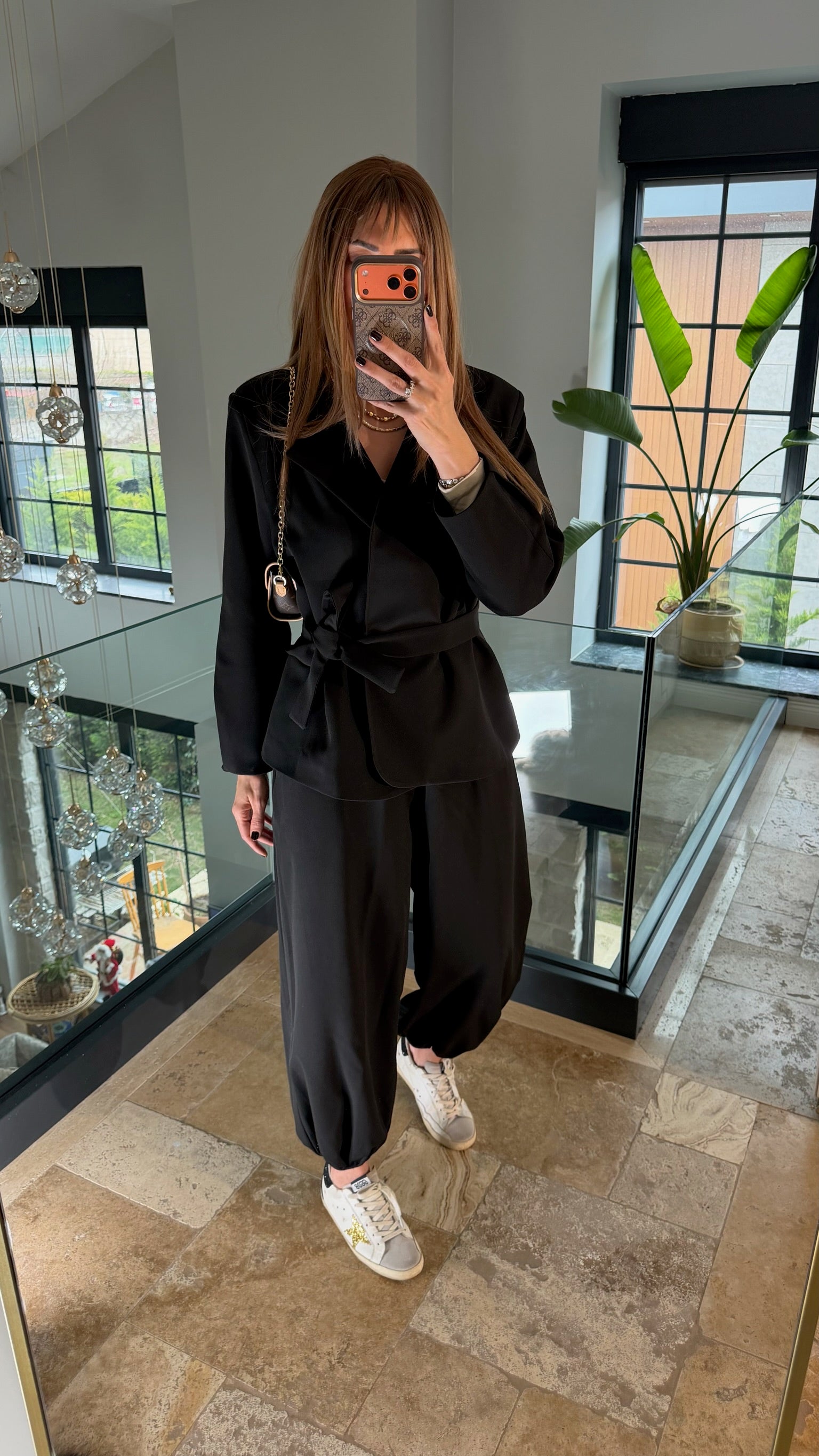 Kuşaklı Ceket Paçası Lastikli Pantolon İkili Takım Siyah