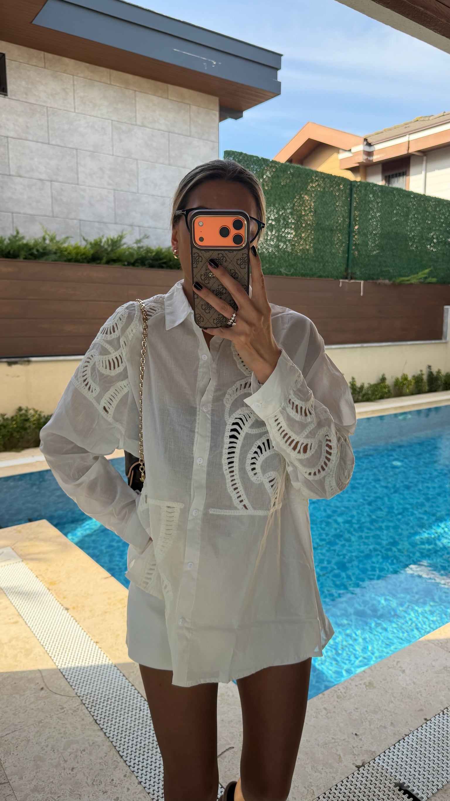 İşlemeli Tasarım Keten Gömlek Ekru