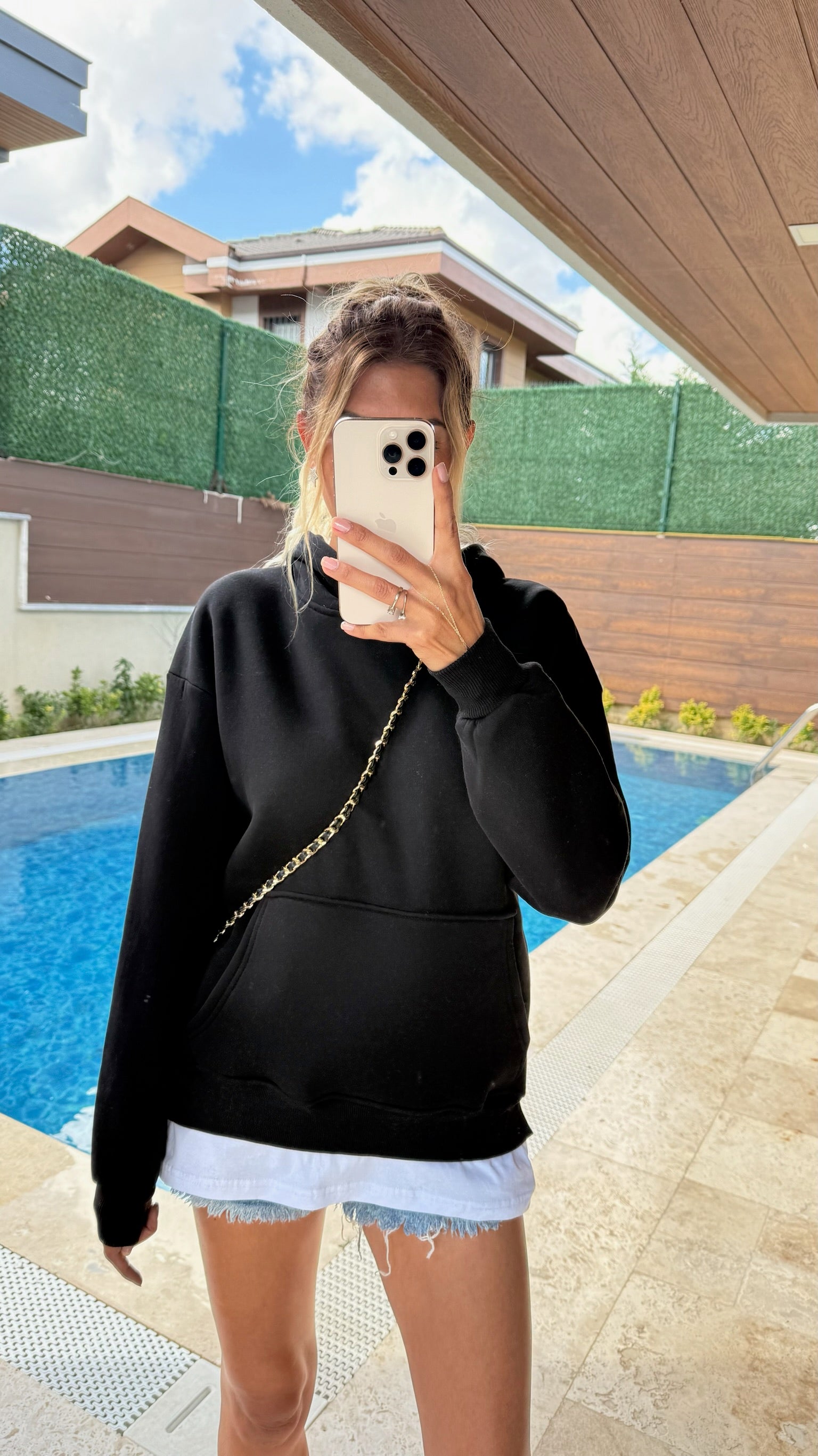Tişört Detaylı Kapüşonlu Sweatshirt Siyah