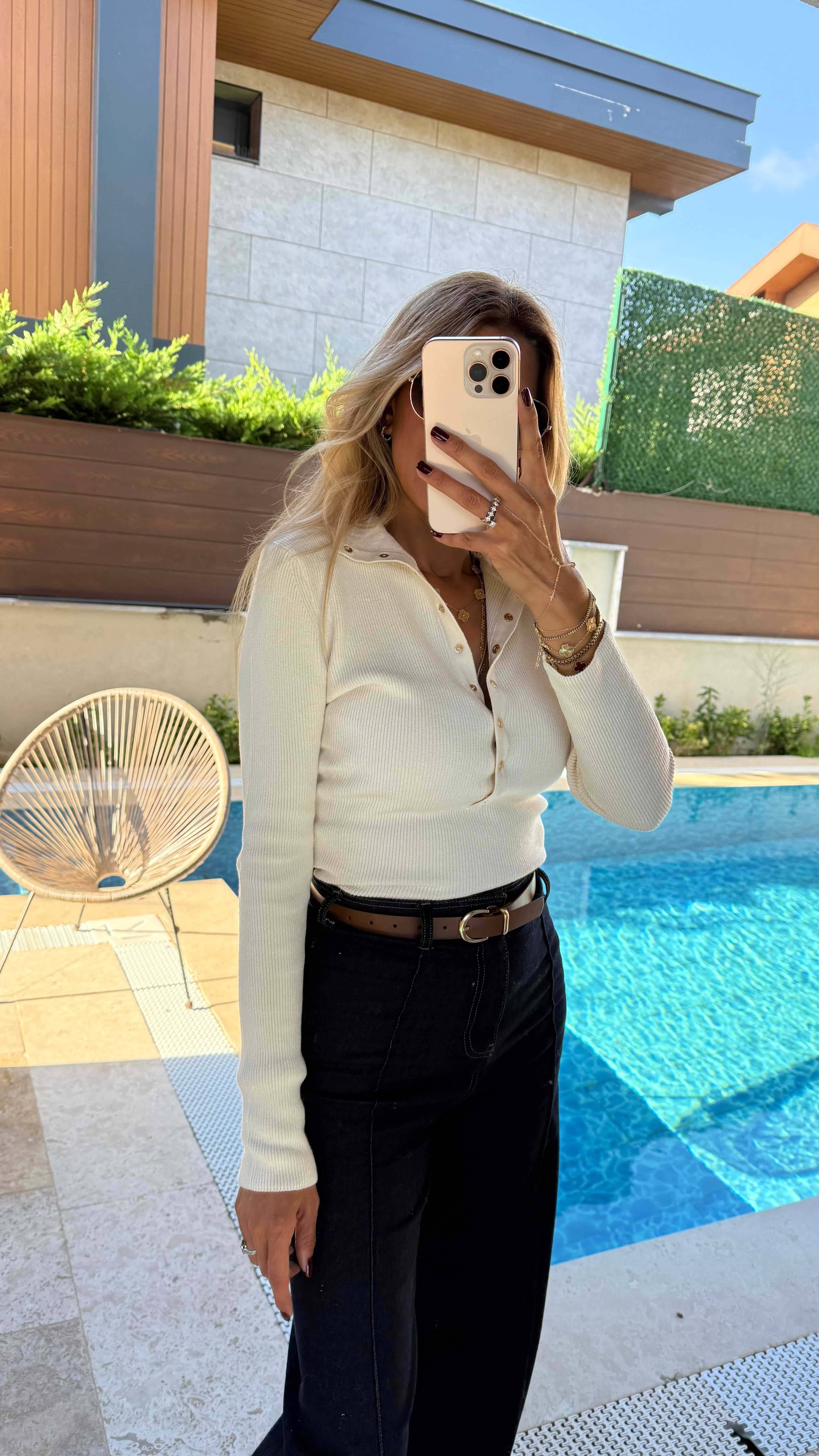 DİLVİN Dik Yaka Çıtçıtlı Triko Kazak Bej
