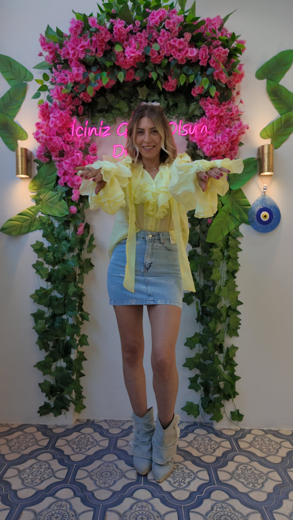 Lemon Glow Sarı Volanlı Şifon Gömlek