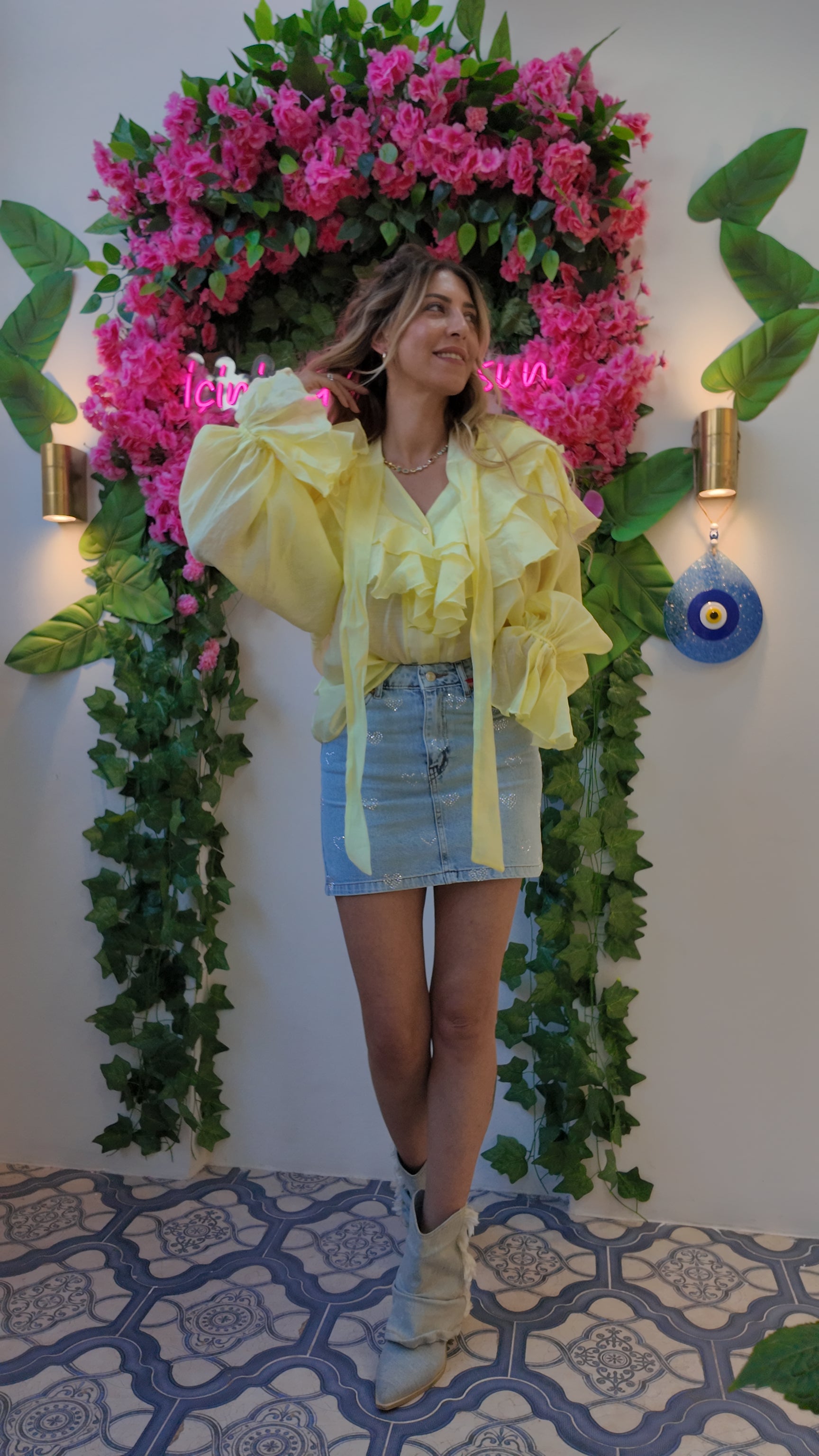 Lemon Glow Sarı Volanlı Şifon Gömlek