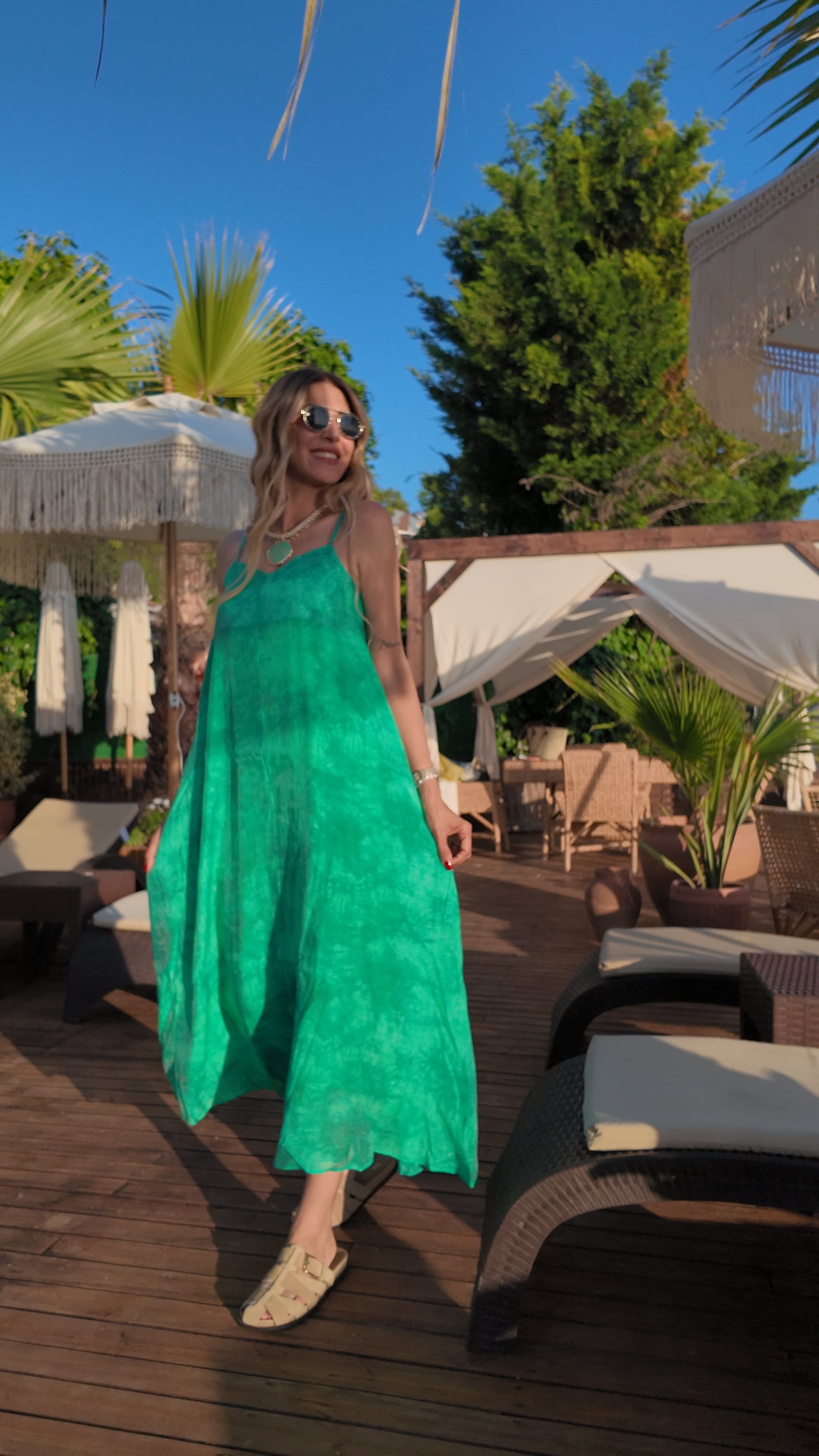 Sunset Flow Askılı Yazlık Uzun Elbise Yeşil
