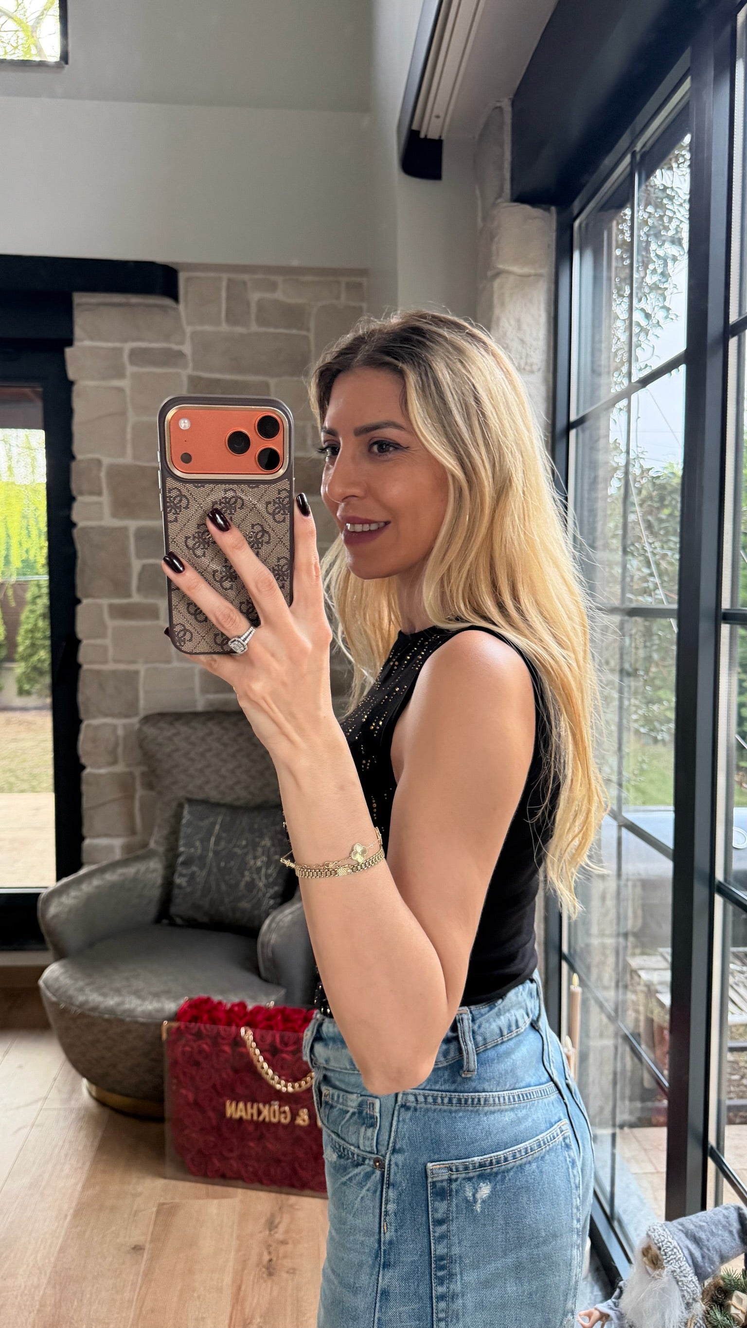 Akıtma Taş Detaylı Atlet Siyah