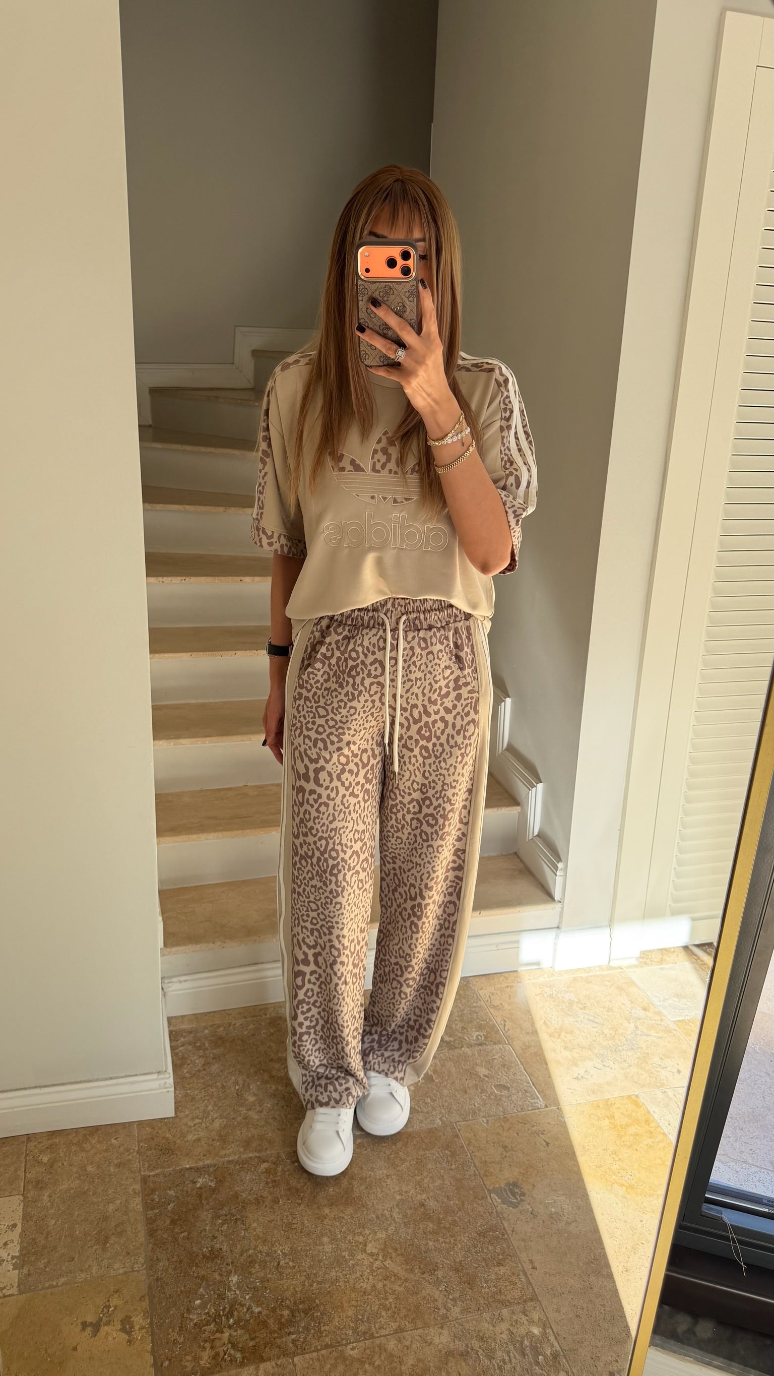 ADS Yan Çizgili Salaş Leopar Tişört Takım Bej